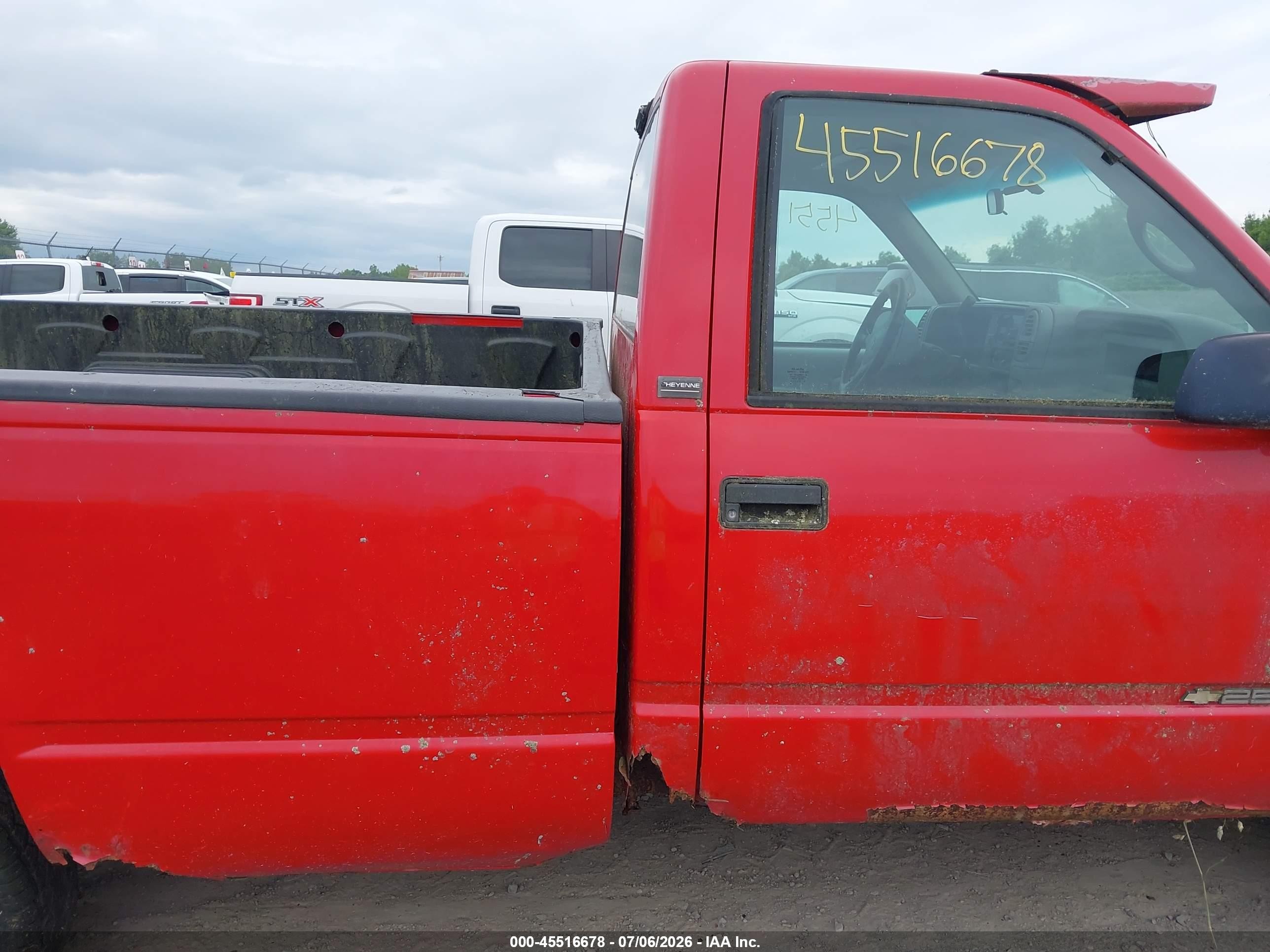 1997 Chevrolet C/k 2500 Hd Fleetside Red vin: 1GCGC24R9VZ167924