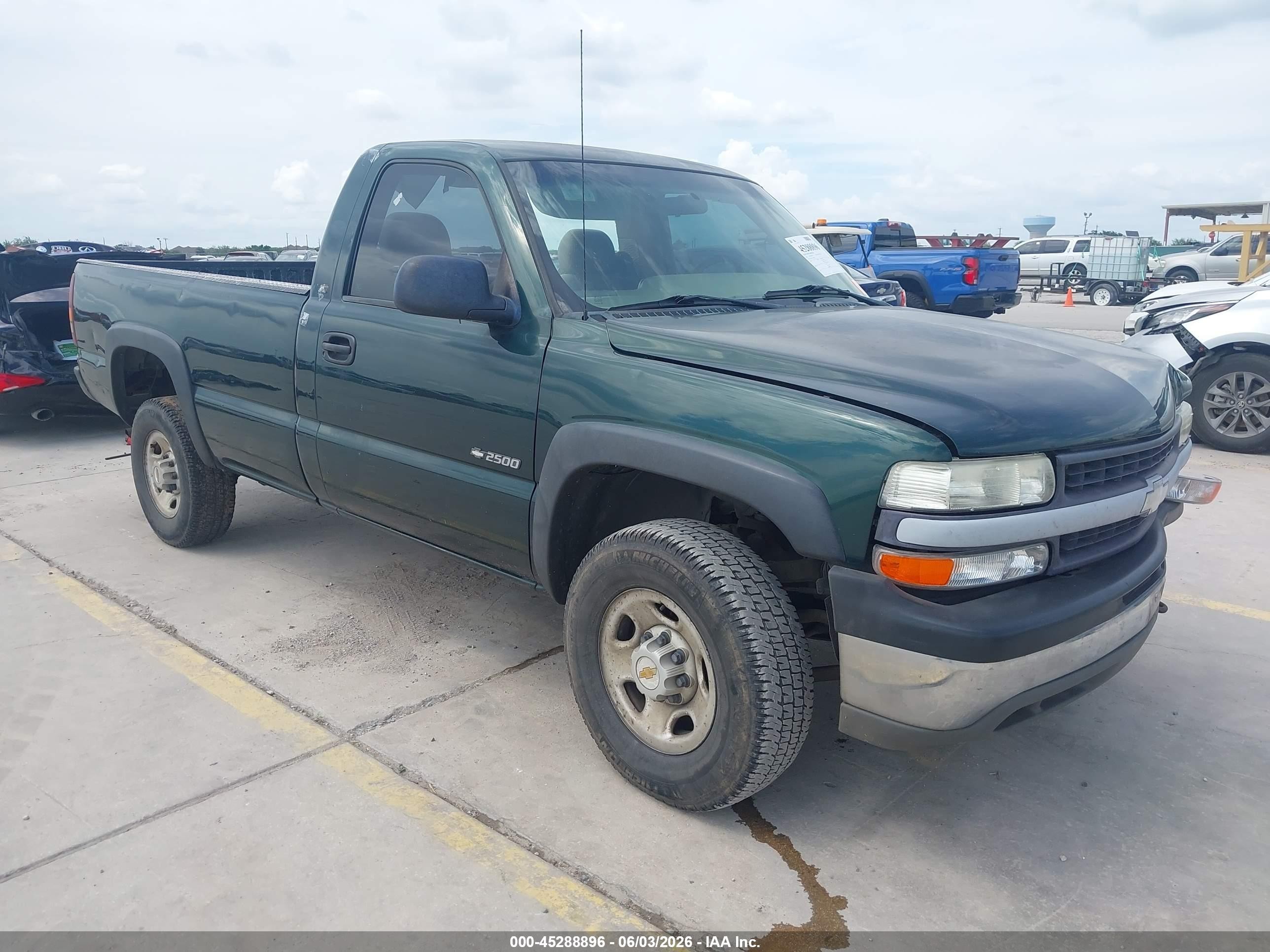 2001 Chevrolet Silverado 2500   Green vin: 1GCGC24U11Z289045