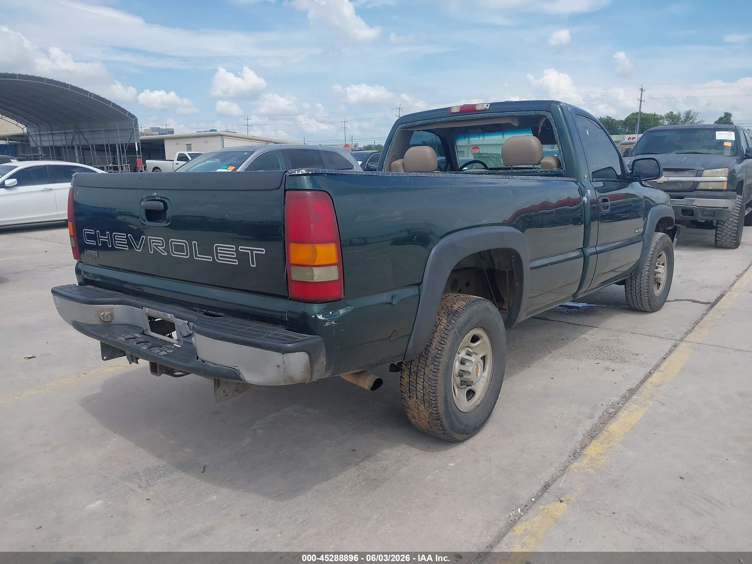 2001 Chevrolet Silverado 2500   Green vin: 1GCGC24U11Z289045