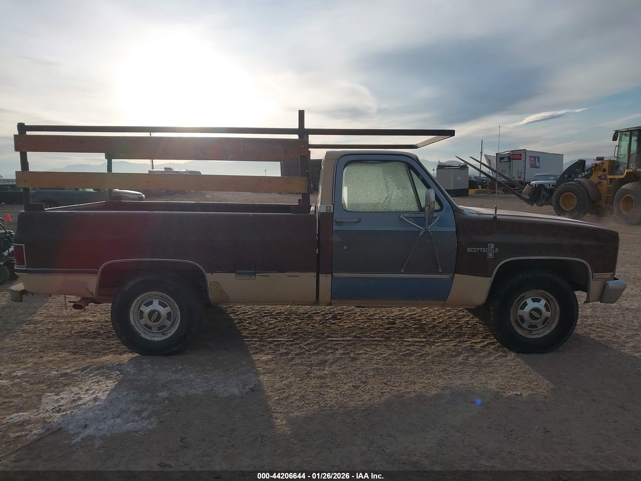 1983 Chevrolet C20   Brown vin: 1GCGC24W6DJ112267
