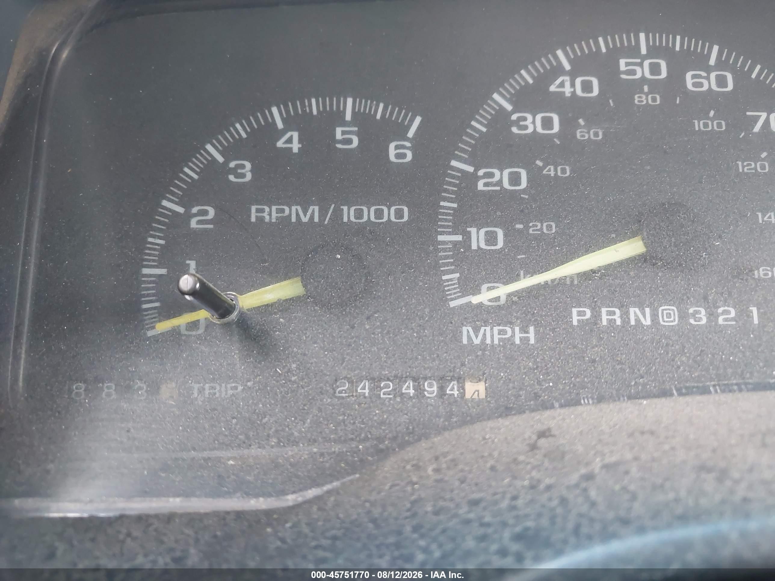 1998 Chevrolet C/k 2500 Fleetside White vin: 1GCGC29R6WE140889
