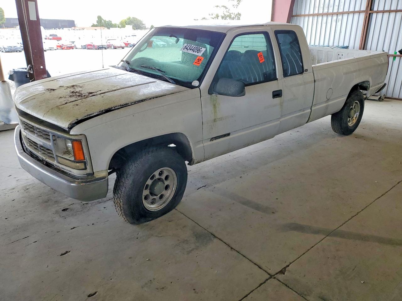 1998 Chevrolet Gmt-400 C2500 White vin: 1GCGC29R6WE249336
