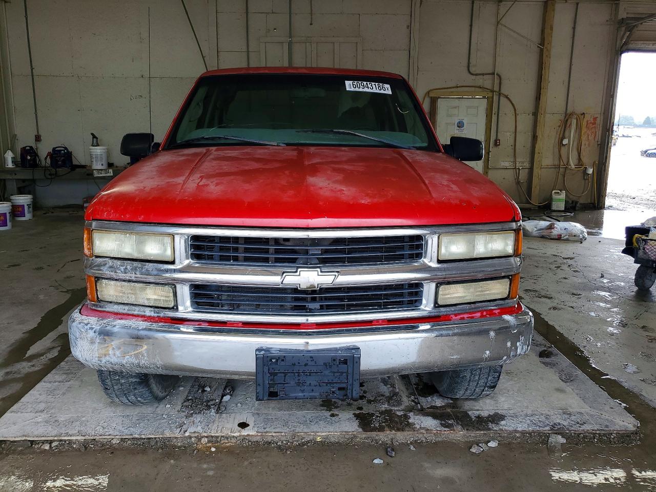 1998 Chevrolet Gmt-400 C2500 Red vin: 1GCGC29RXWE137803