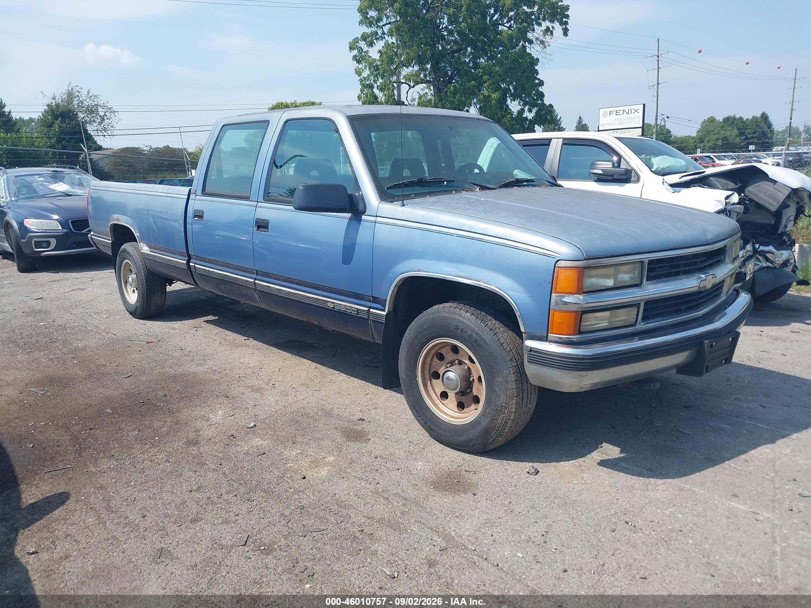 1994 Chevrolet Gmt-400 C3500 Blue vin: 1GCGC33K3RJ389132