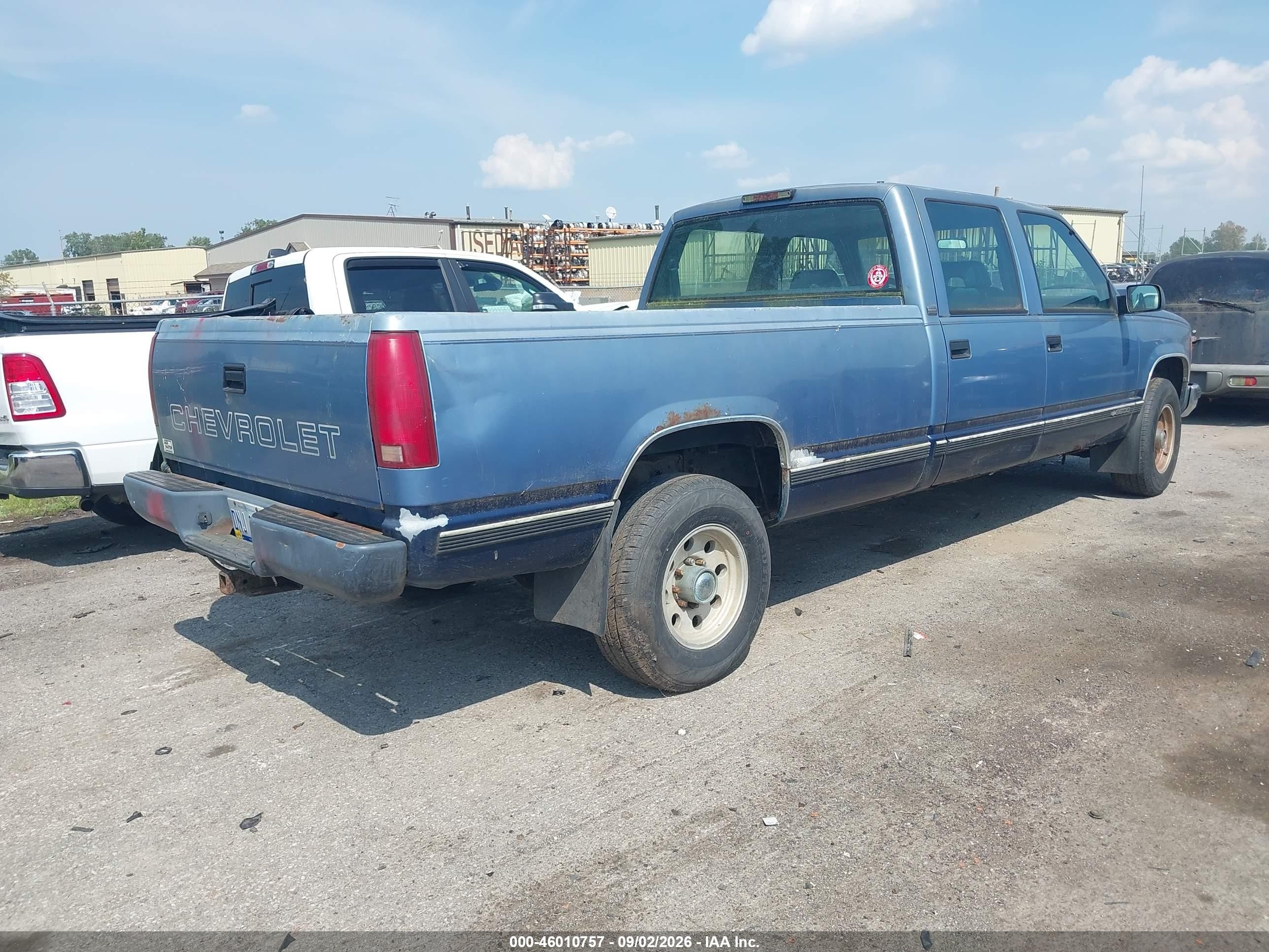 1994 Chevrolet Gmt-400 C3500 Blue vin: 1GCGC33K3RJ389132