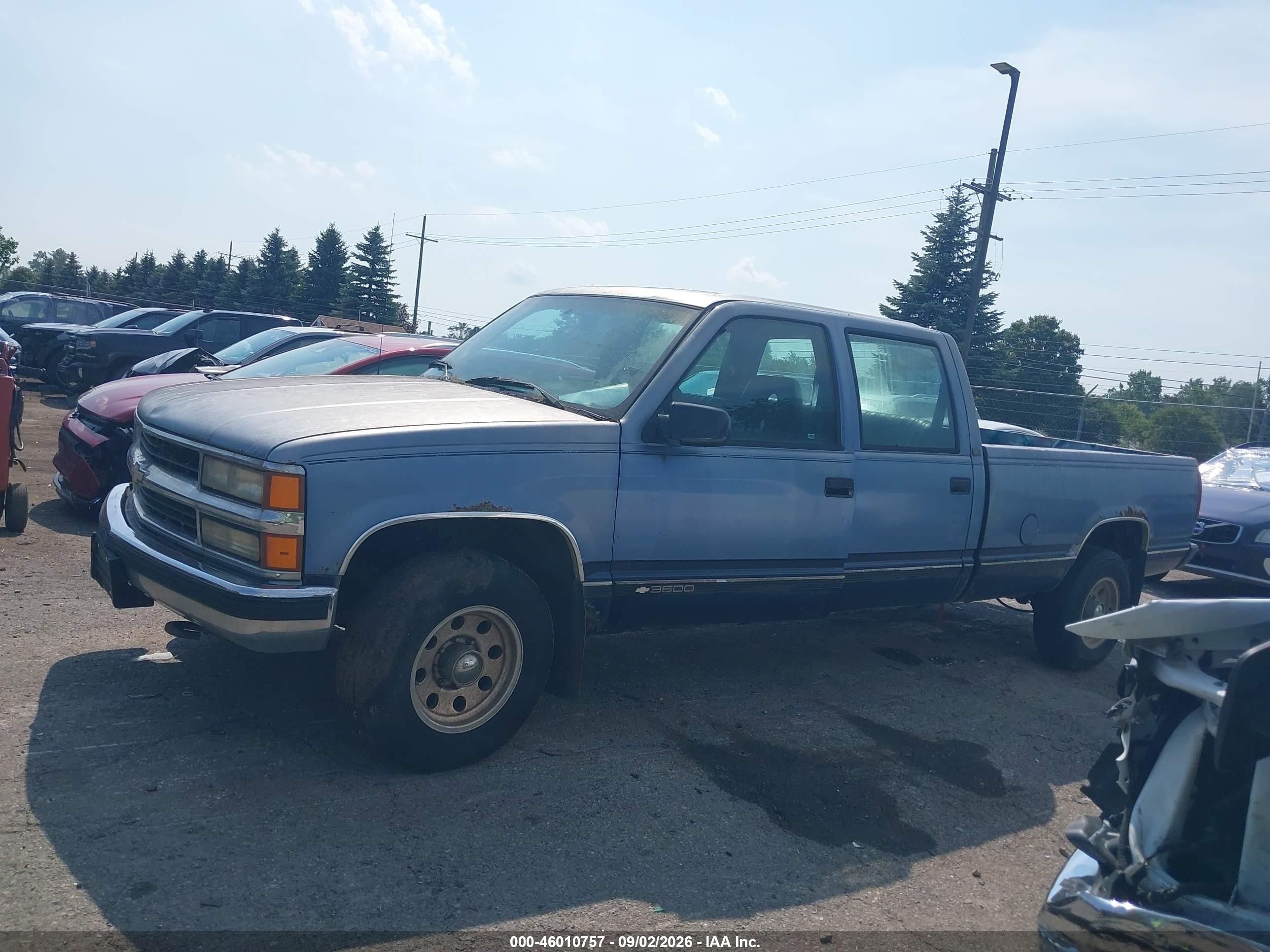 1994 Chevrolet Gmt-400 C3500 Blue vin: 1GCGC33K3RJ389132