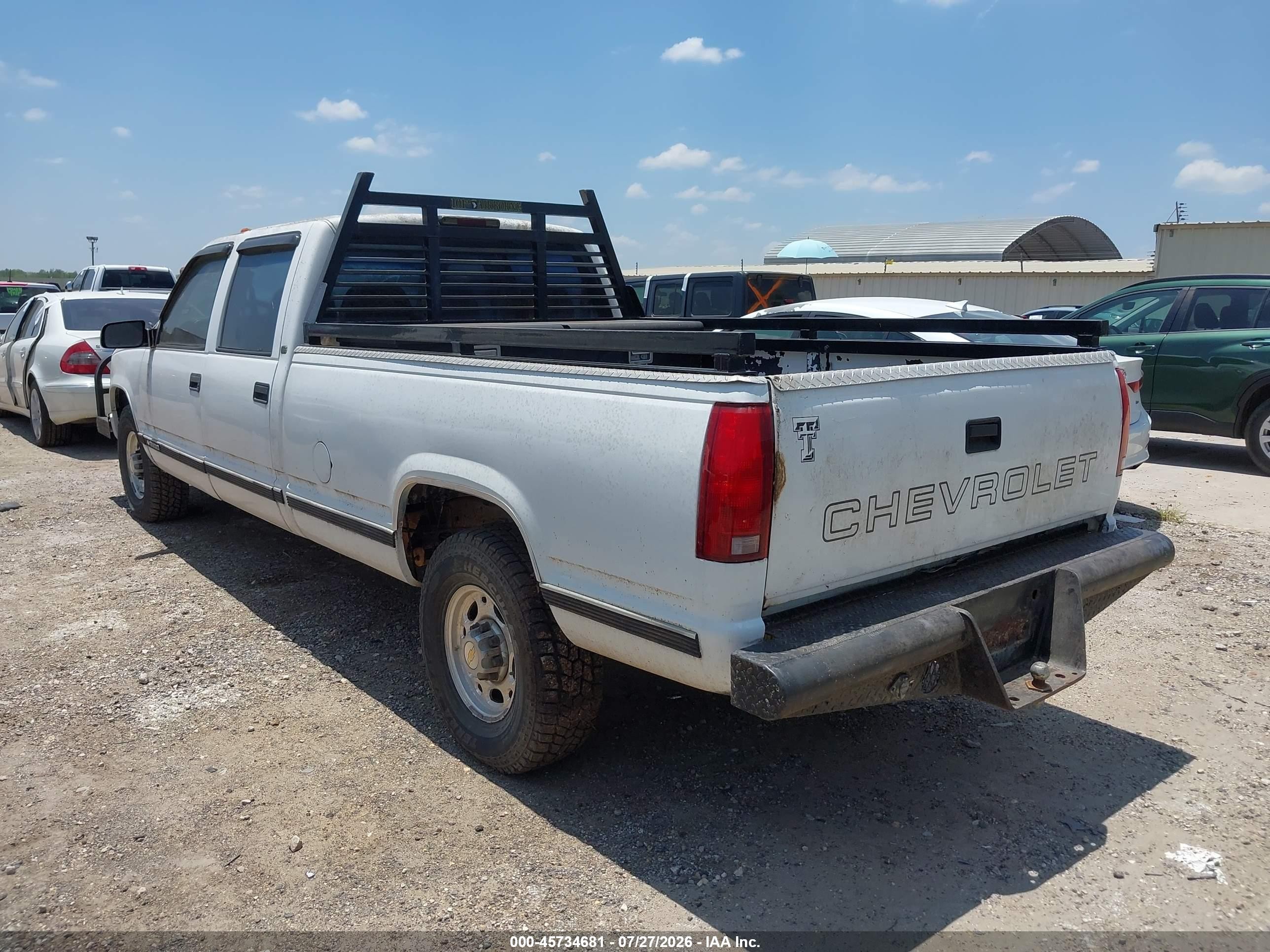 1999 Chevrolet C/k 3500   White vin: 1GCGC33R2XF028813
