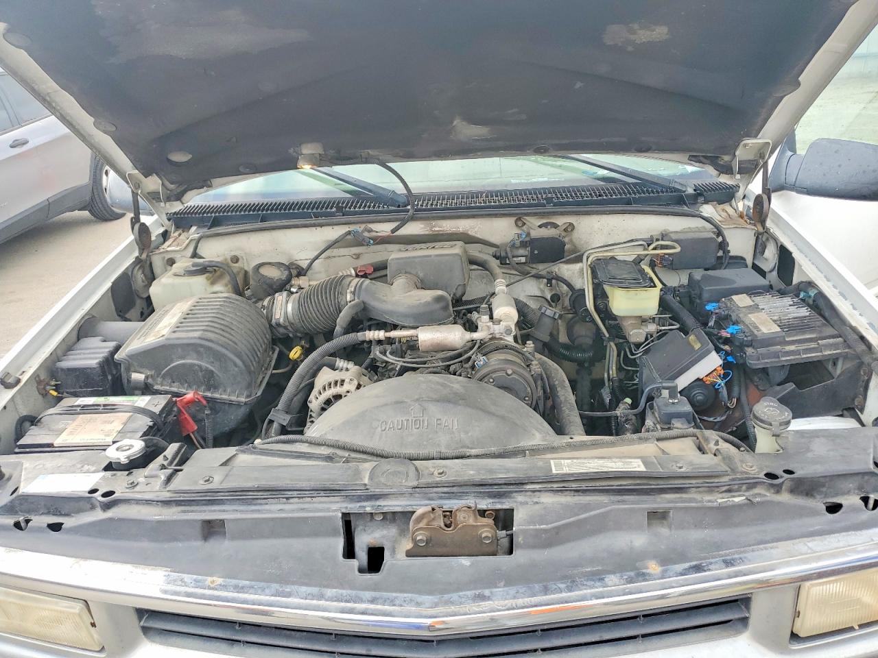 2000 Chevrolet Gmt-400 C3500 White vin: 1GCGC33R9YF508025