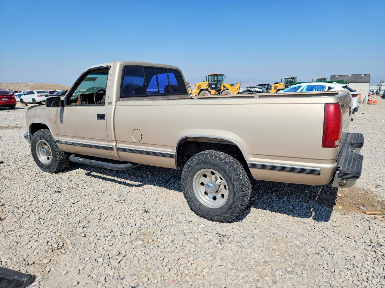 1992 Chevrolet Gmt-400 C3500 Gold vin: 1GCGC34F8NE162118