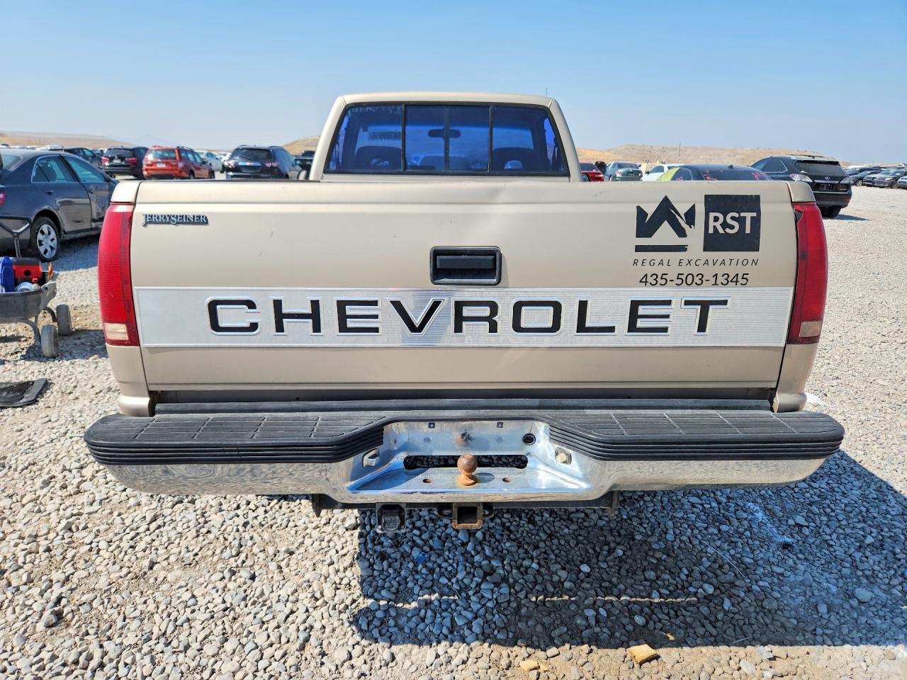 1992 Chevrolet Gmt-400 C3500 Gold vin: 1GCGC34F8NE162118