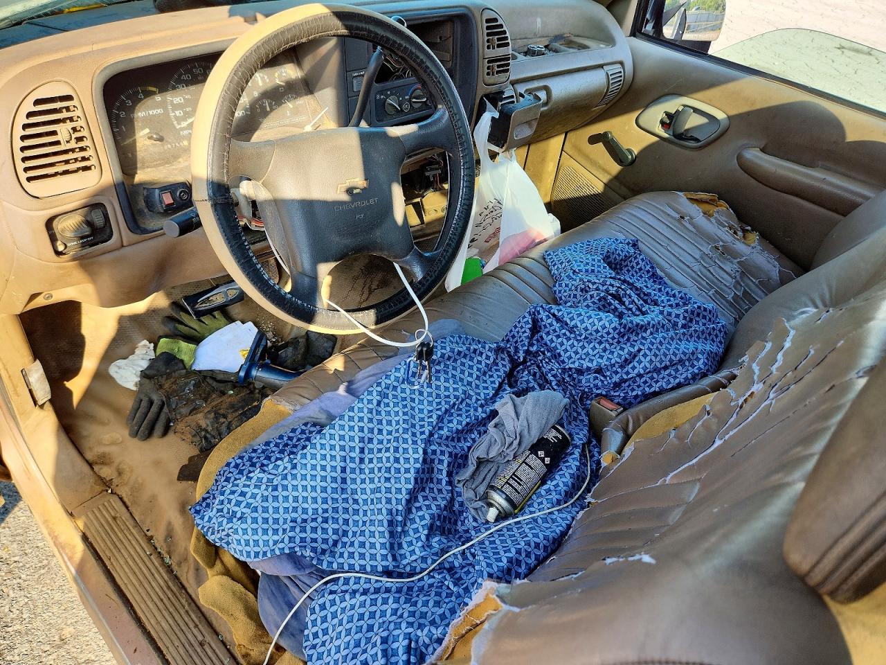 1995 Chevrolet Gmt-400 C3500 Tan vin: 1GCGC34KXSZ233370