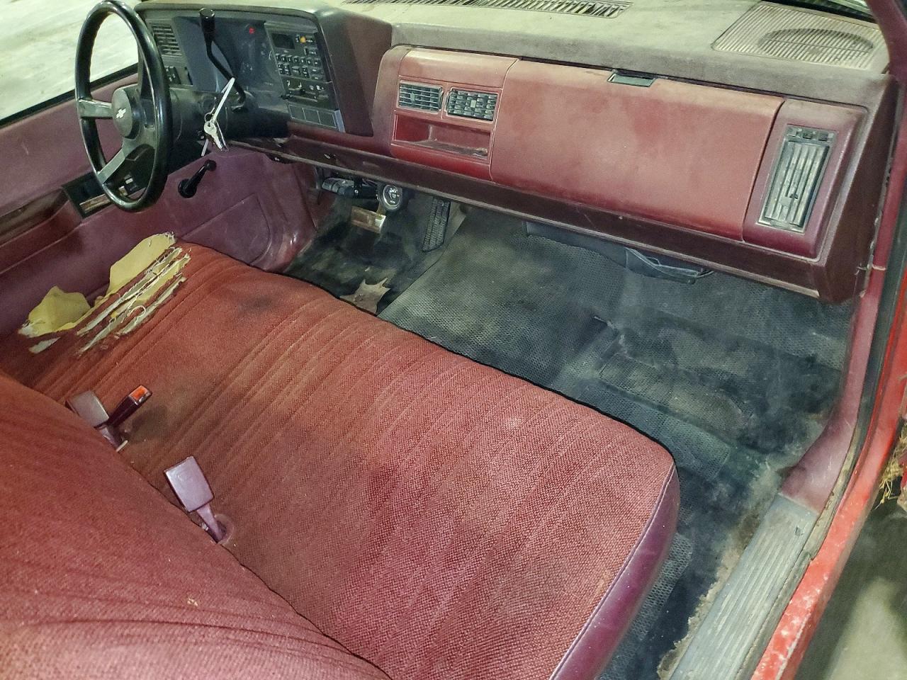1989 Chevrolet Gmt-400 C3500 Red vin: 1GCGC34N2KE145799