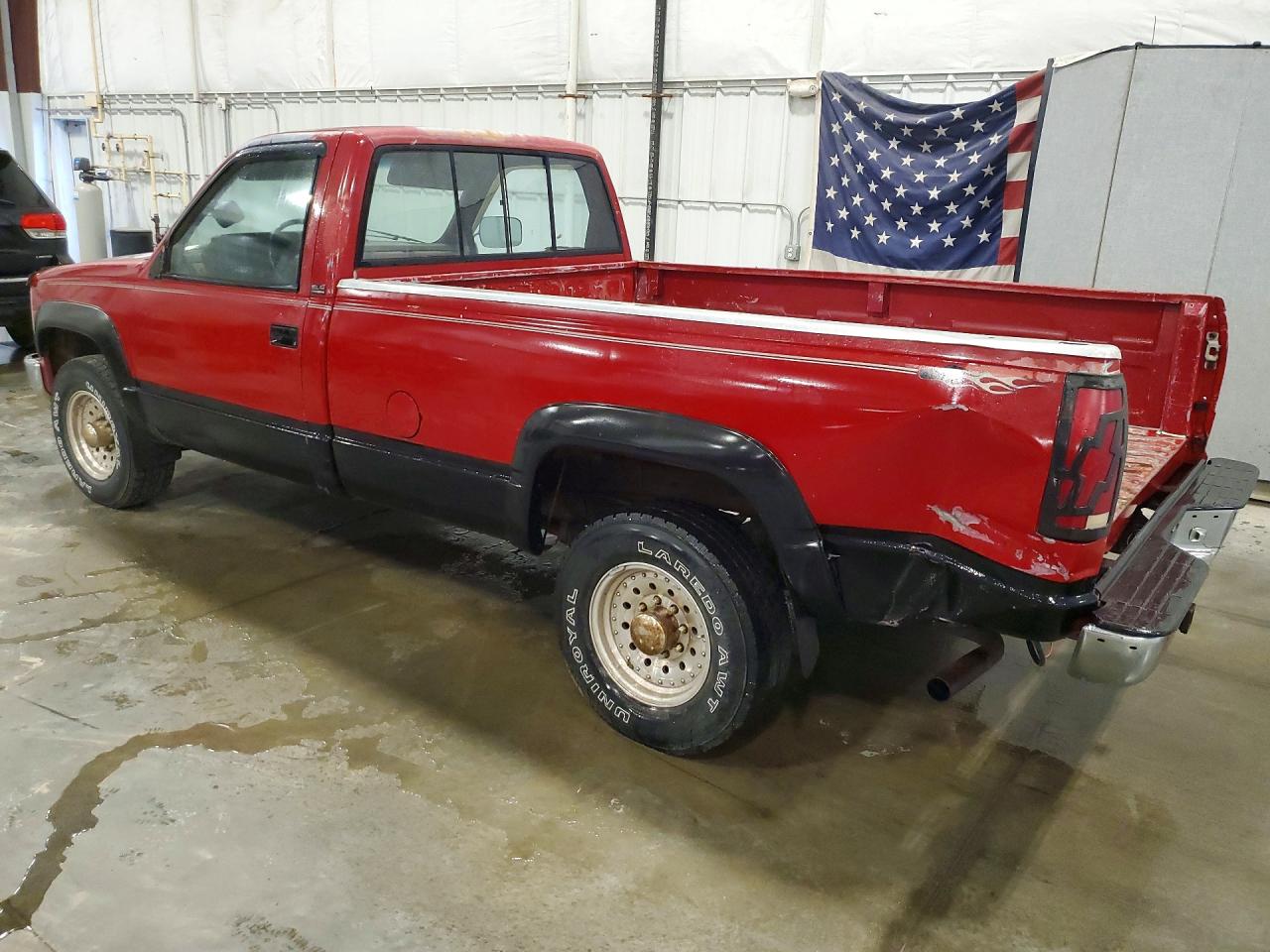 1989 Chevrolet Gmt-400 C3500 Red vin: 1GCGC34N2KE145799