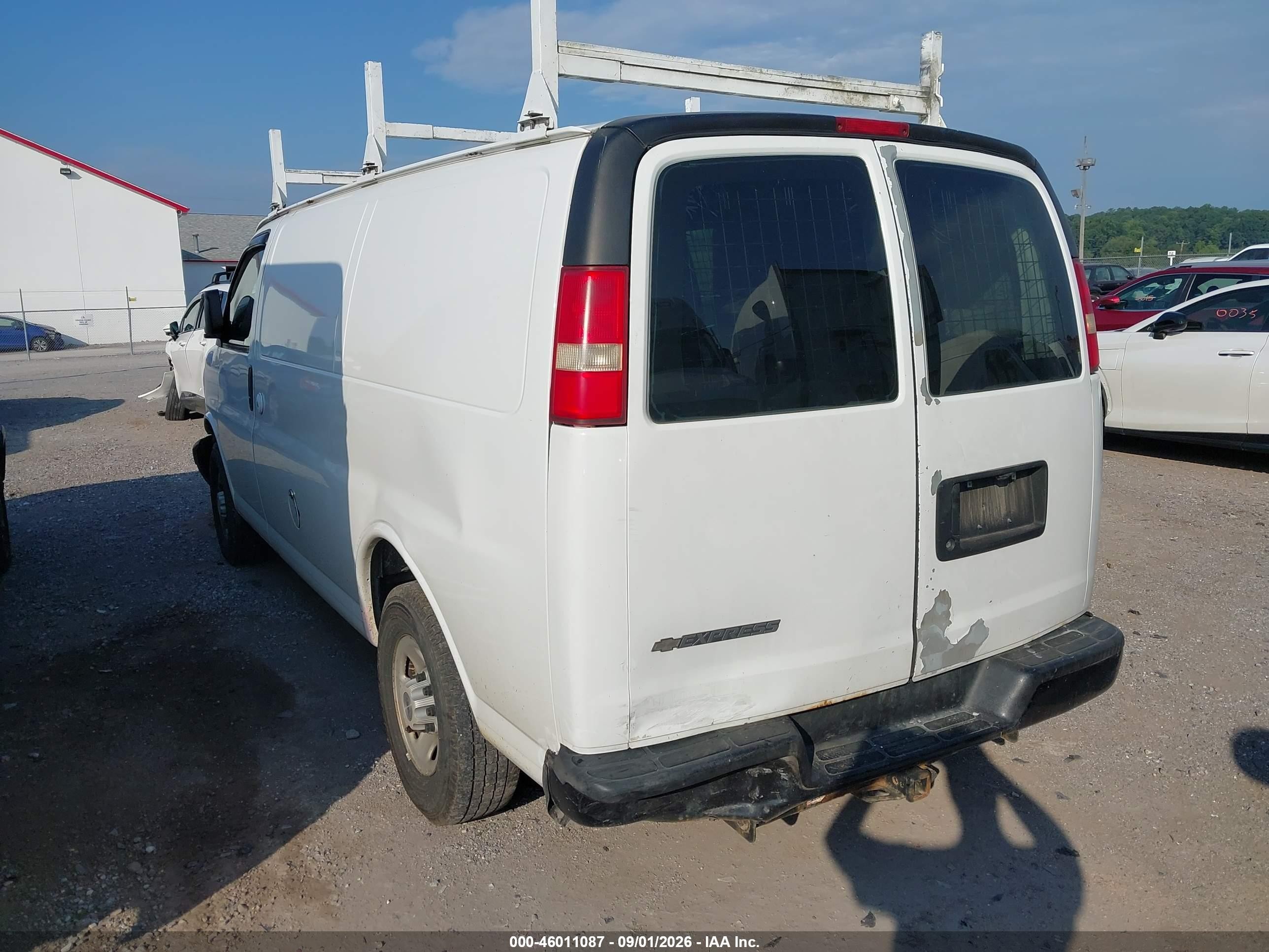 2009 Chevrolet Express 2500 Work Van White vin: 1GCGG25C191110331