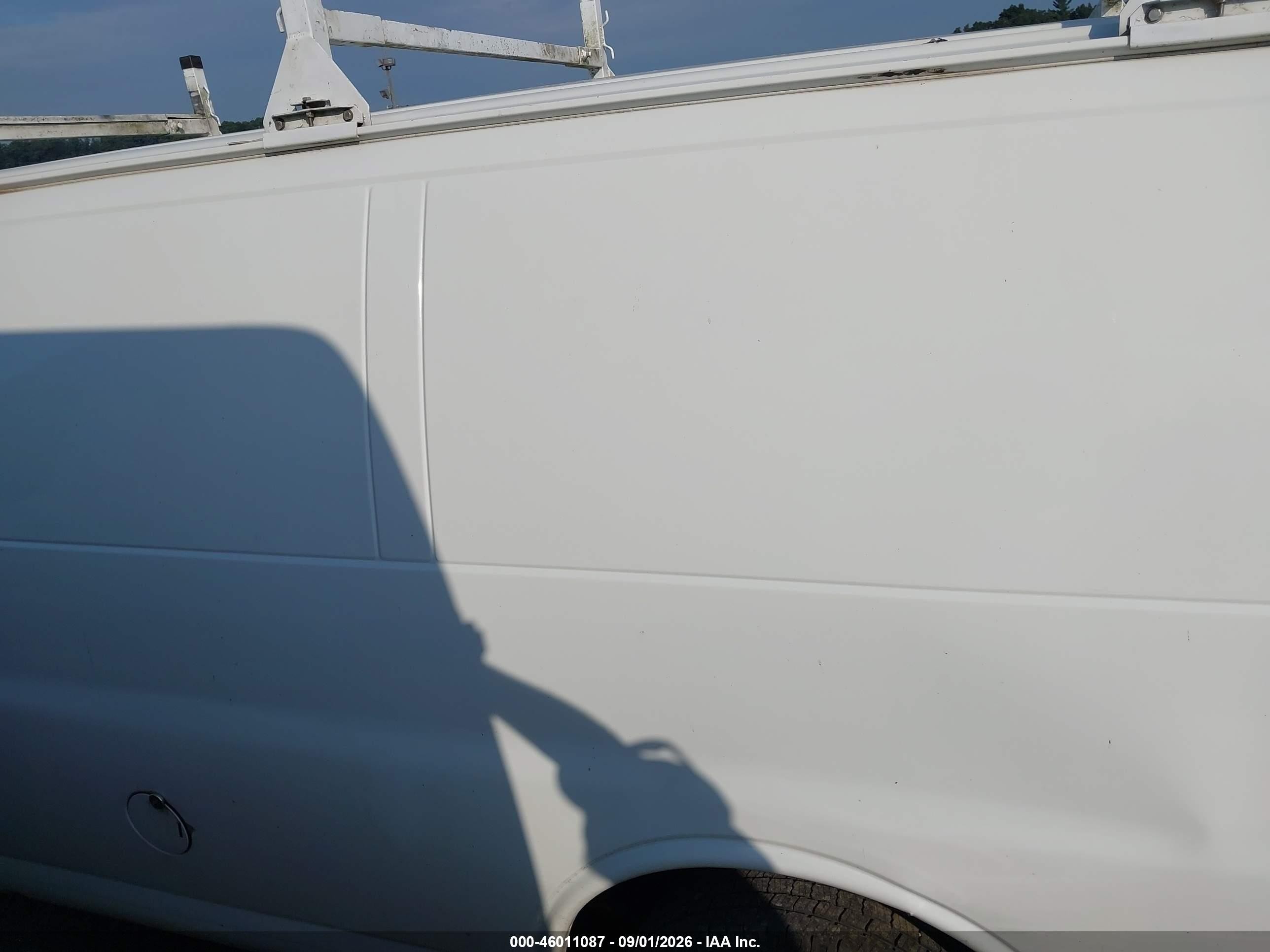 2009 Chevrolet Express 2500 Work Van White vin: 1GCGG25C191110331