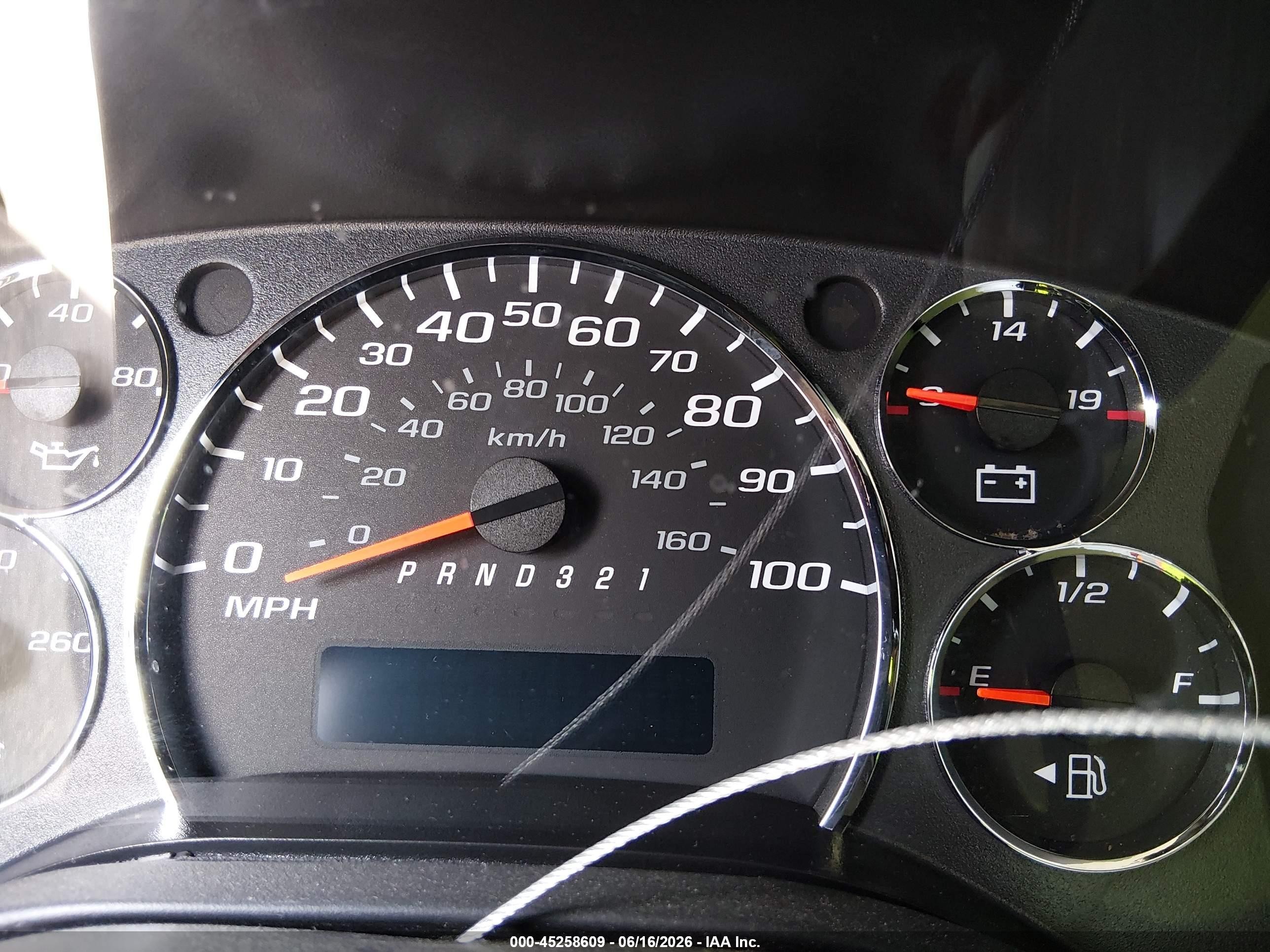 2009 Chevrolet Express 2500 Work Van Белый vin: 1GCGG25C191125184