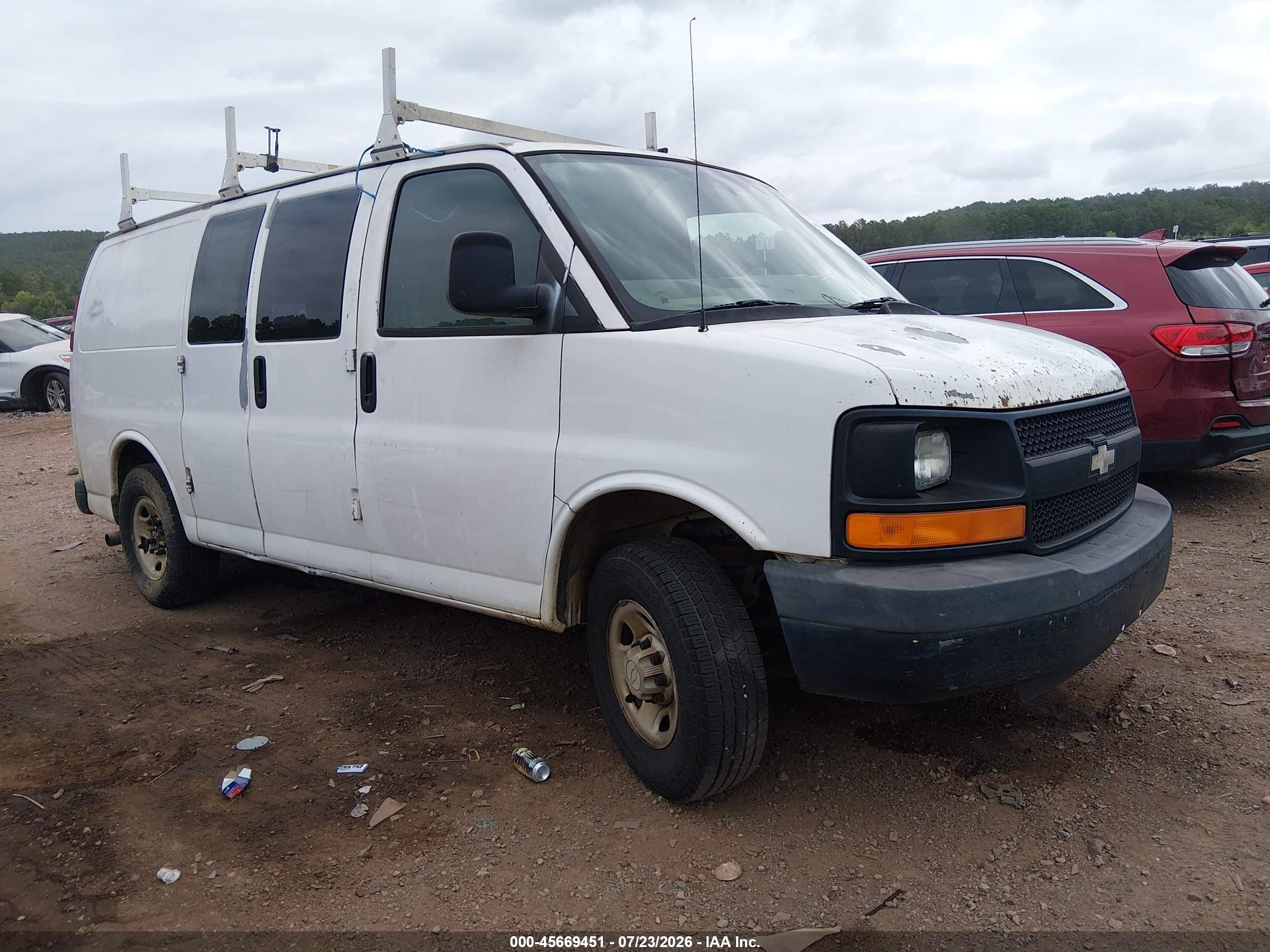 2009 Chevrolet Express Work Van White vin: 1GCGG25C291160669