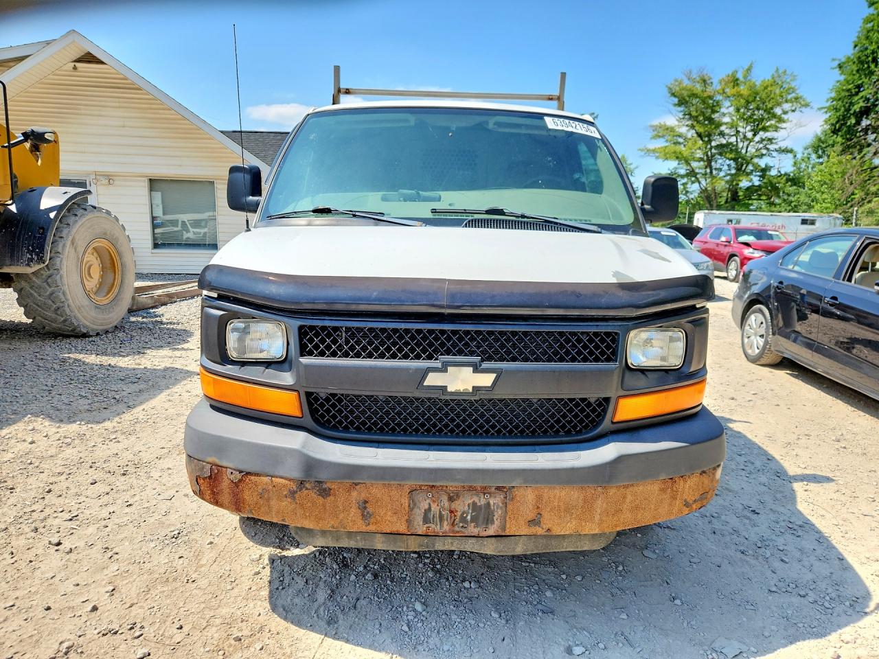 2009 Chevrolet Express G2500 White vin: 1GCGG25C591135653