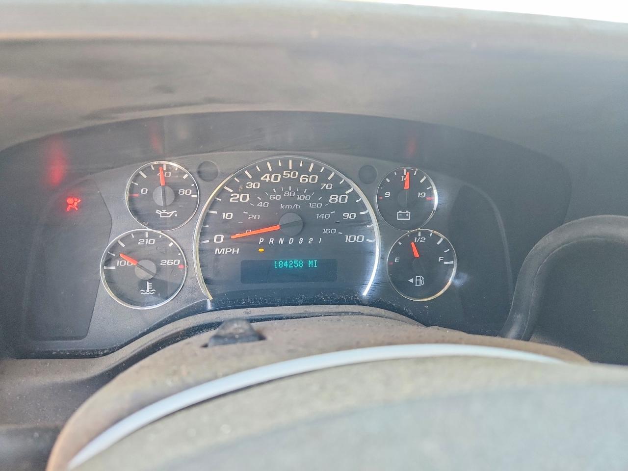 2009 Chevrolet Express G2500 White vin: 1GCGG25C591135653