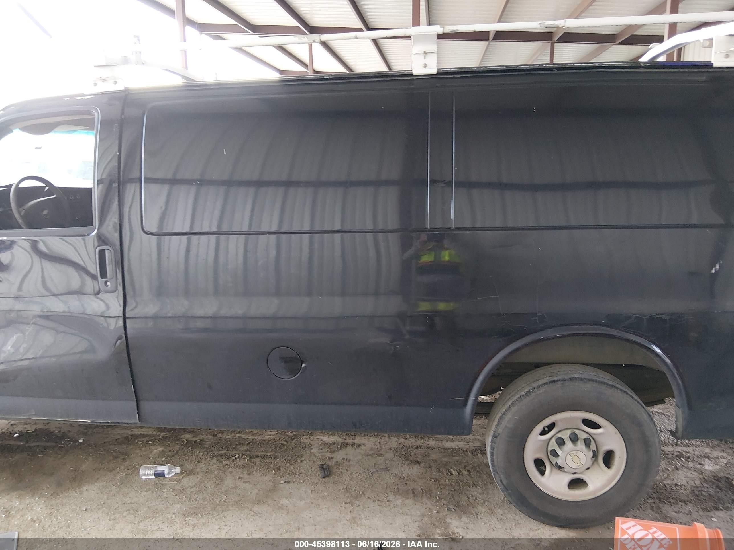 2009 Chevrolet Express Work Van Black vin: 1GCGG25C691126444