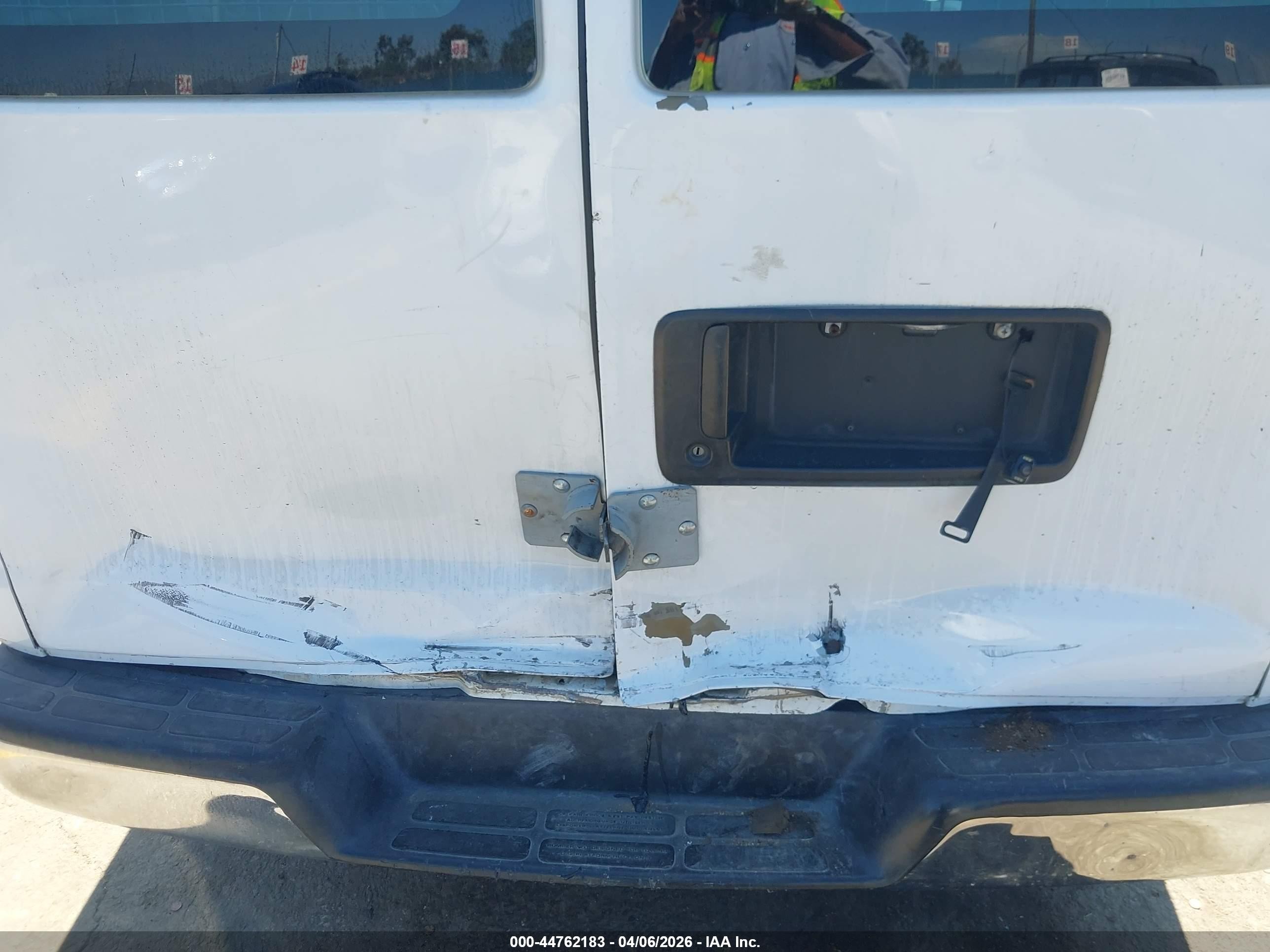 2008 Chevrolet Express Work Van White vin: 1GCGG25C781157734