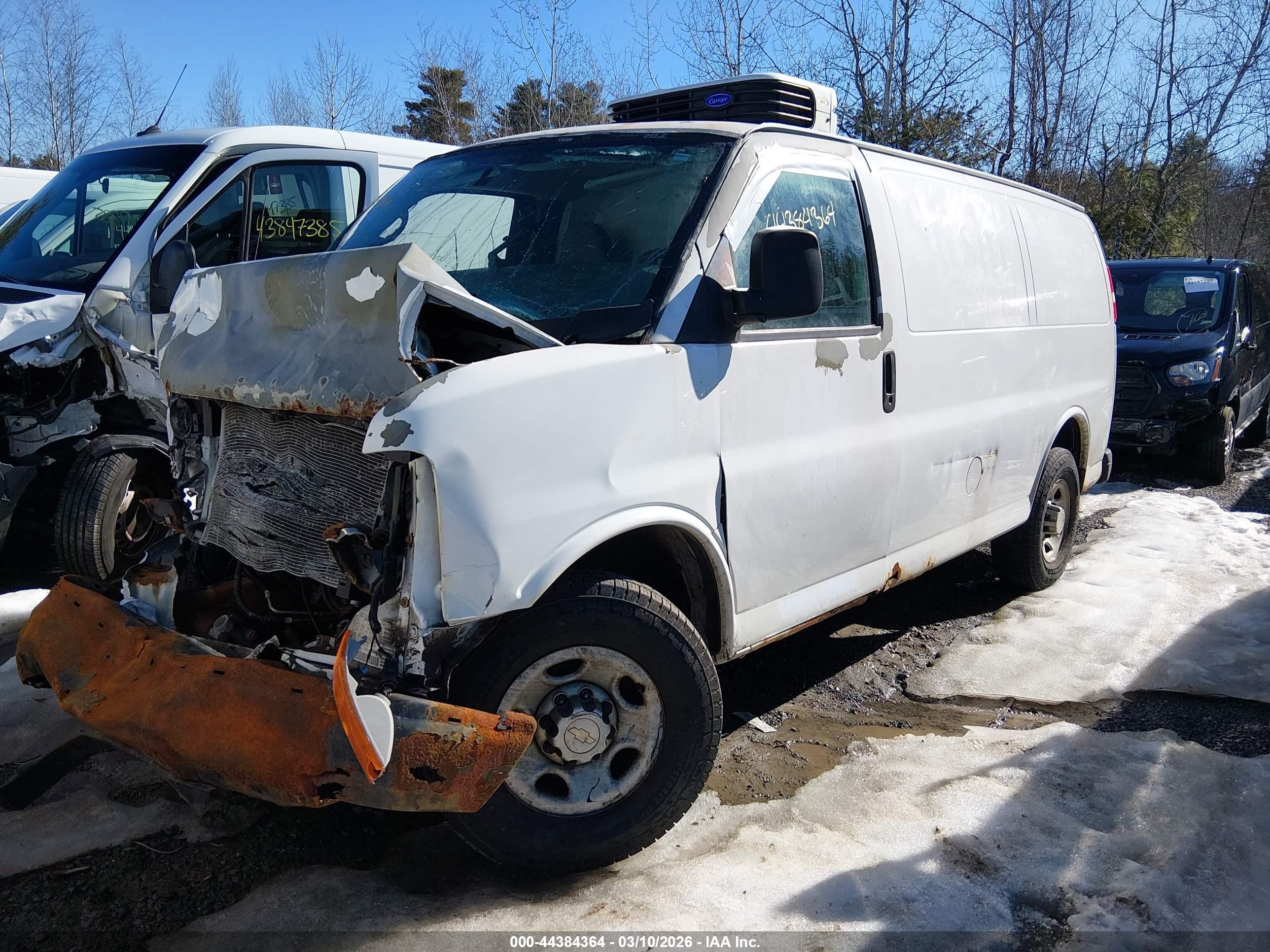 2008 Chevrolet Express Work Van Белый vin: 1GCGG25C881121342