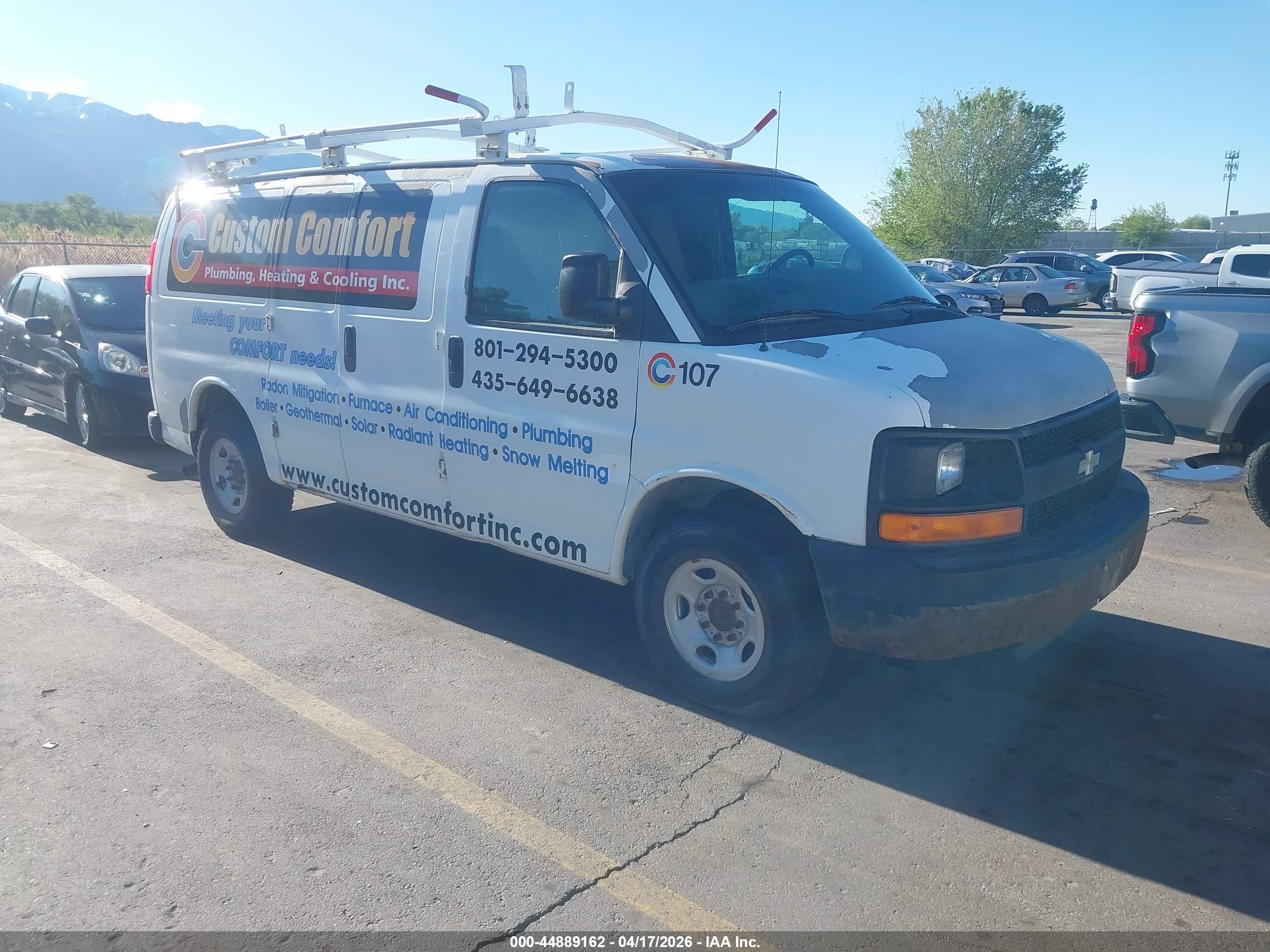 2008 Chevrolet Express Work Van White vin: 1GCGG25C881129652