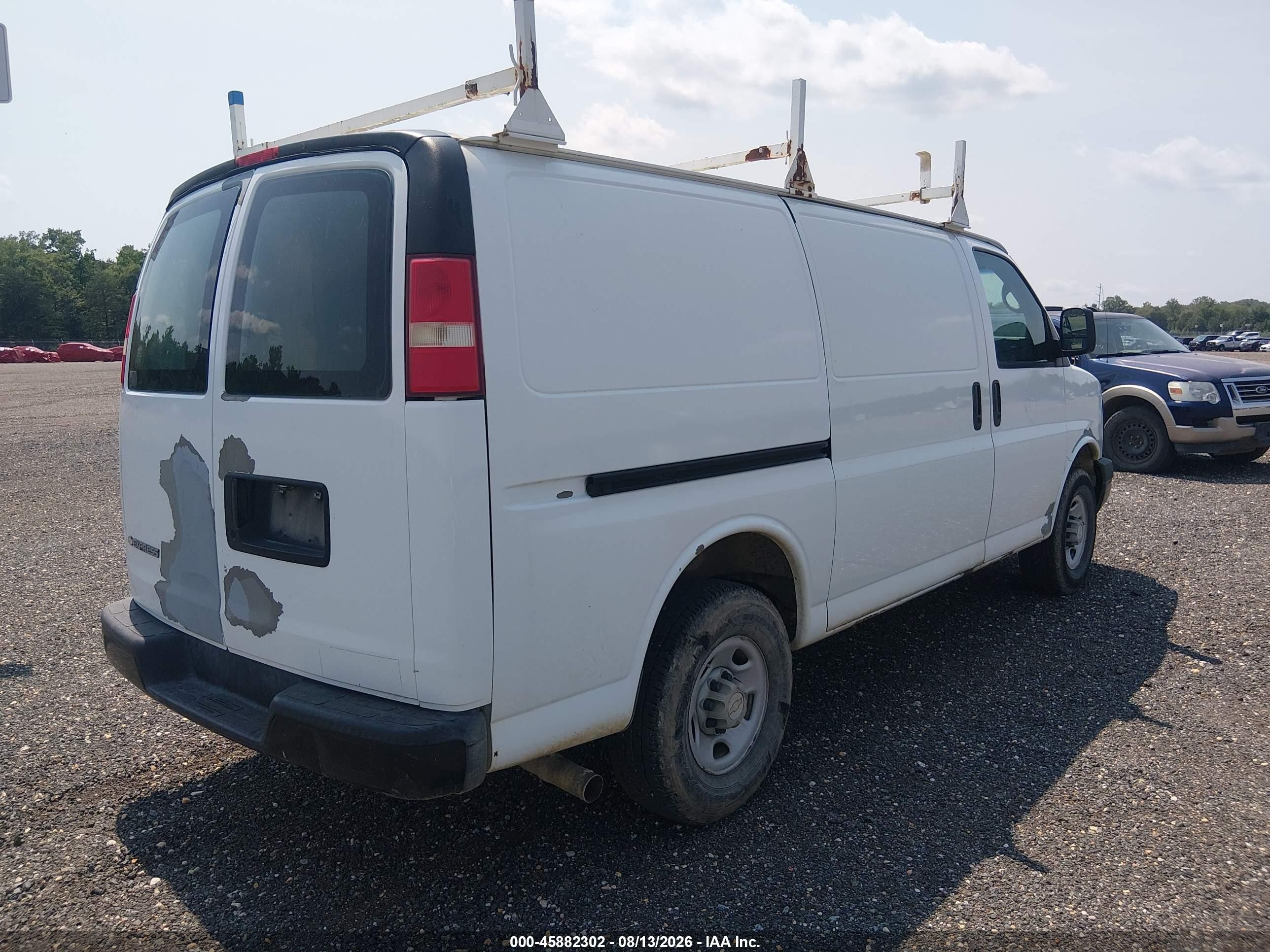 2008 Chevrolet Express Work Van White vin: 1GCGG25C881173652