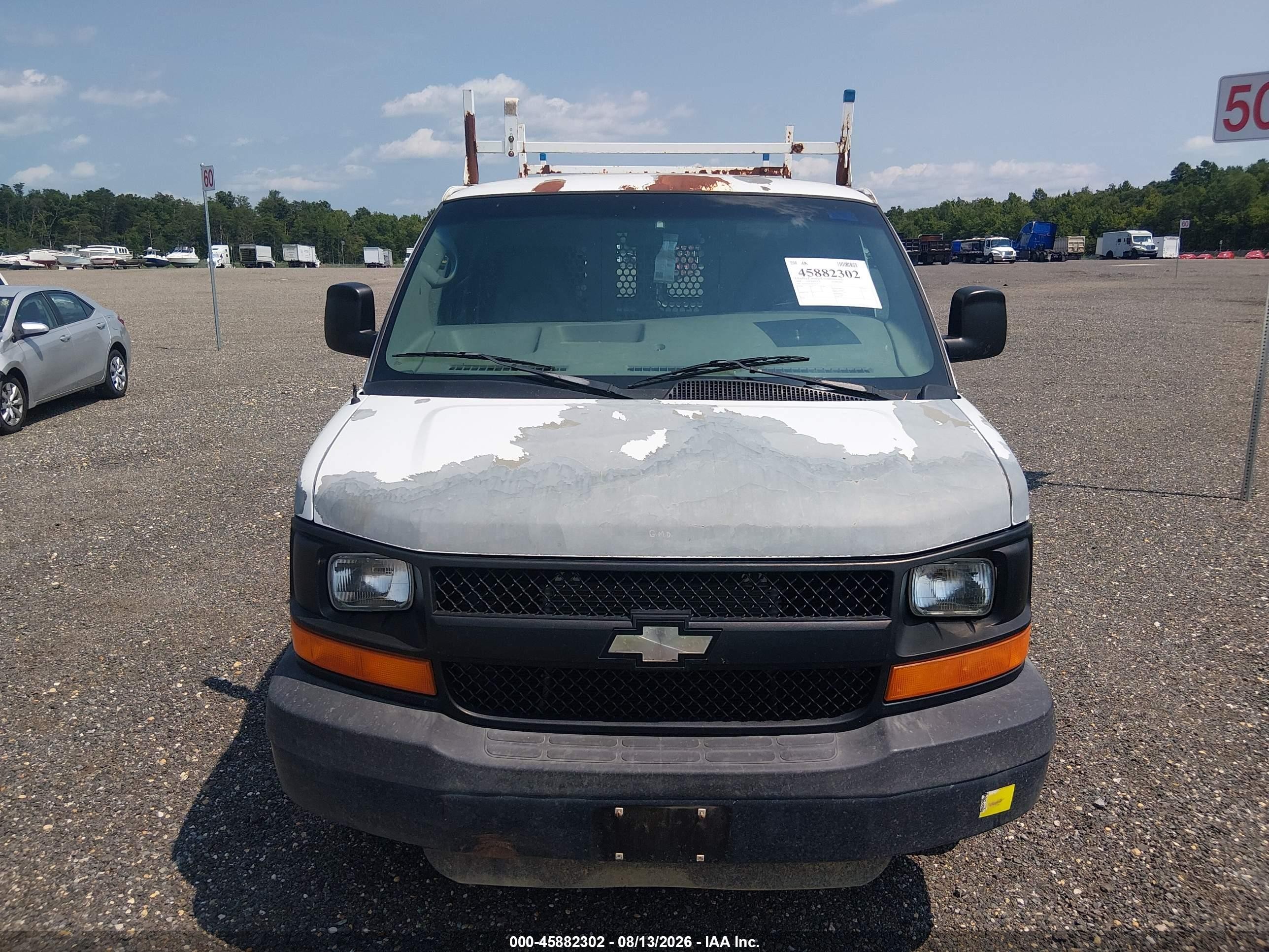 2008 Chevrolet Express Work Van White vin: 1GCGG25C881173652