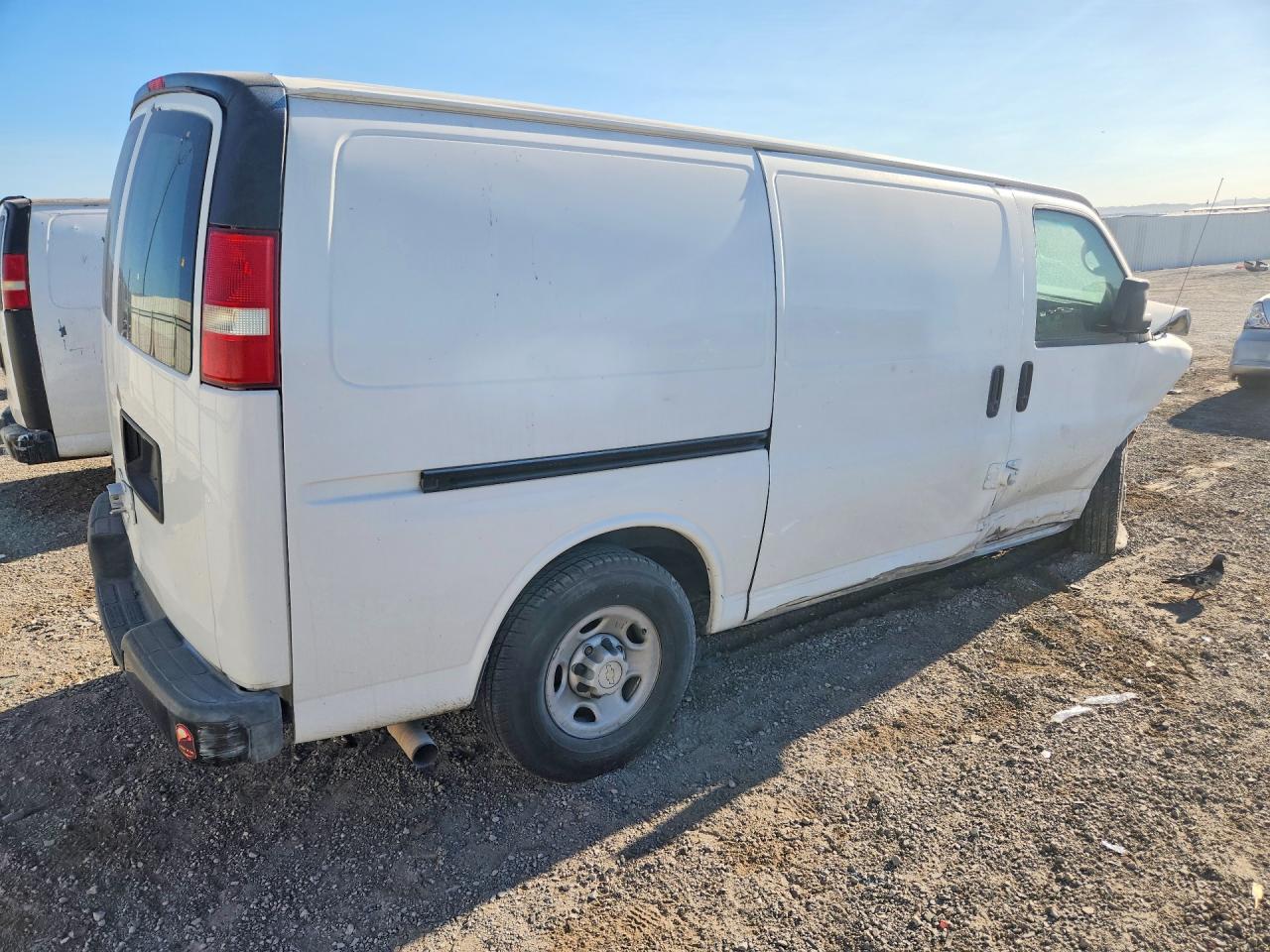 2008 Chevrolet Express G2500 Белый vin: 1GCGG25C981126811