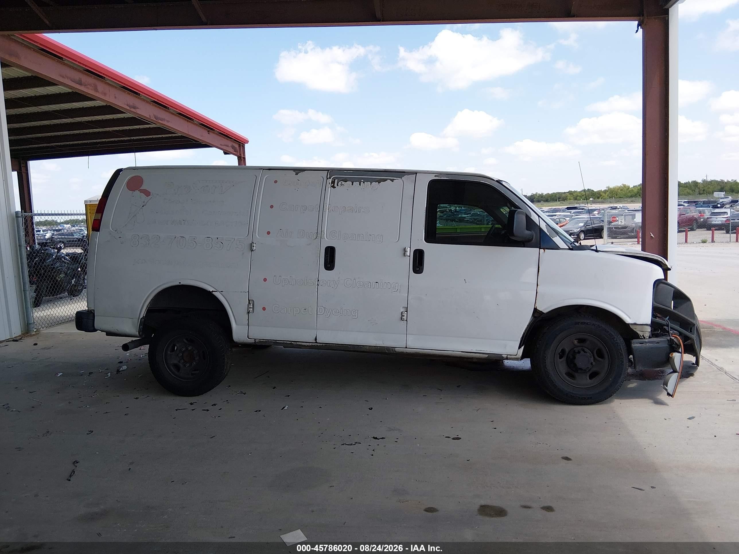2009 Chevrolet Express Work Van White vin: 1GCGG25CX91130514