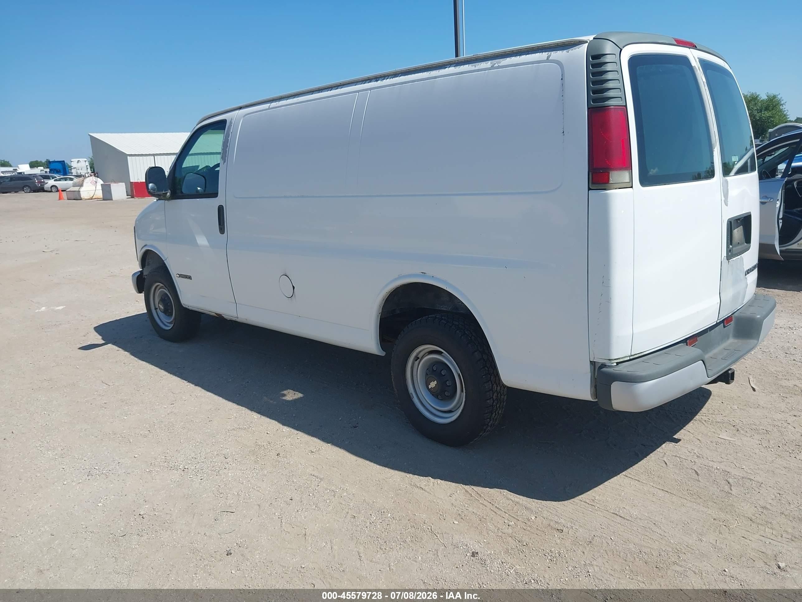 1998 Chevrolet Chevy G2500 Белый vin: 1GCGG25R3W1000879