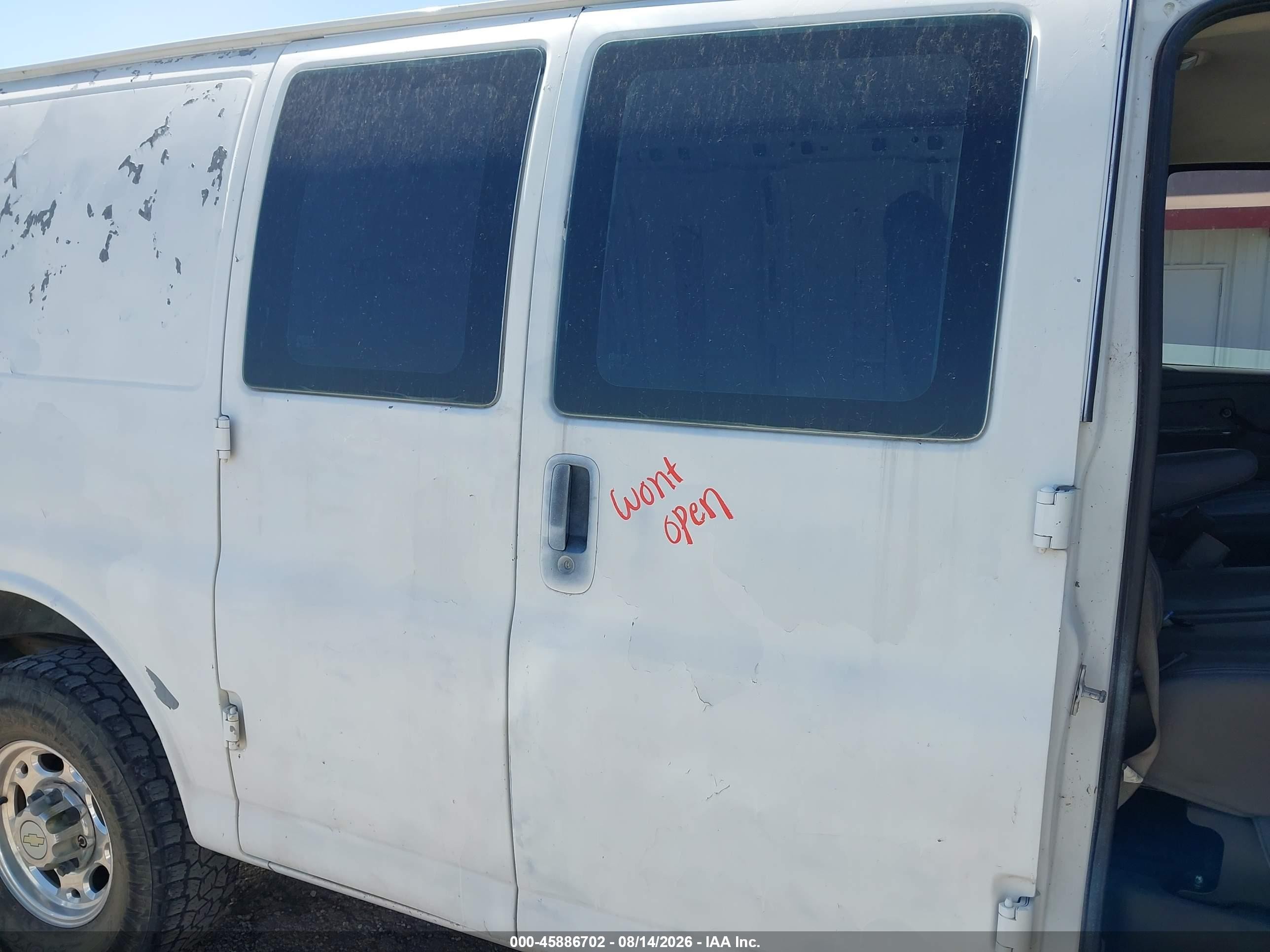 2006 Chevrolet Express Work Van White vin: 1GCGG25U361209995