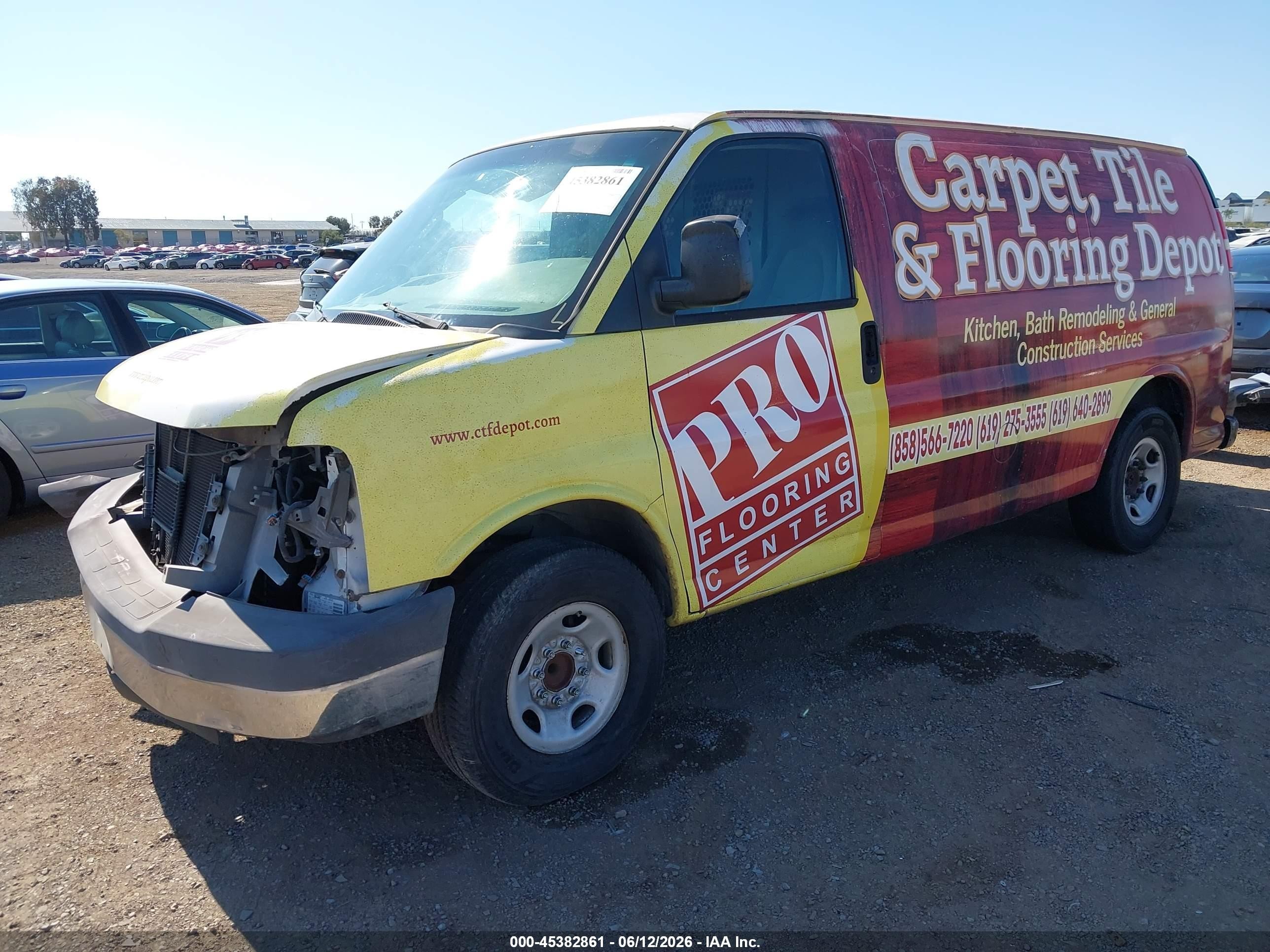2007 Chevrolet Express Work Van Red vin: 1GCGG25U971234174