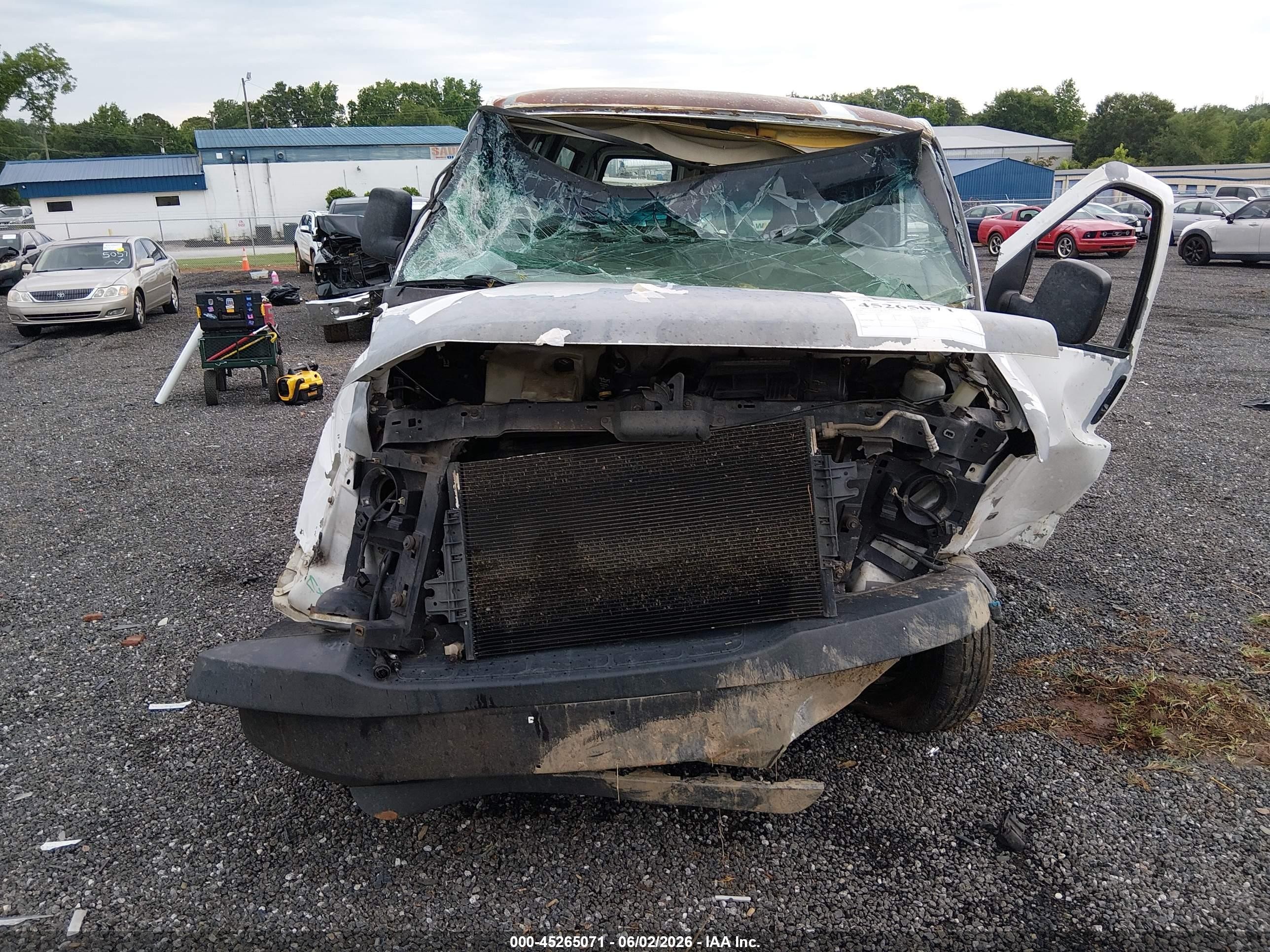 2006 Chevrolet Express Work Van White vin: 1GCGG25V061247953