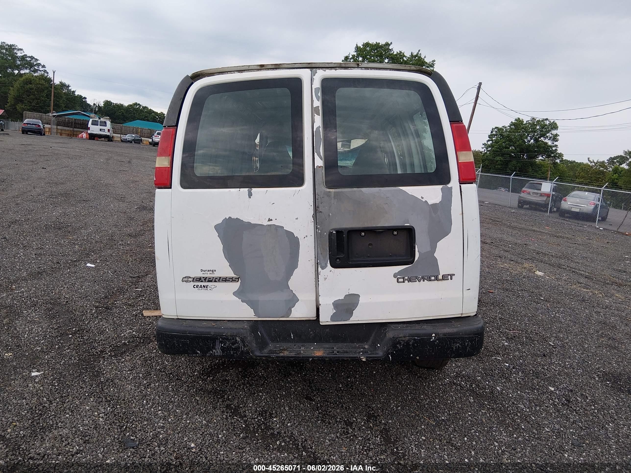 2006 Chevrolet Express Work Van White vin: 1GCGG25V061247953