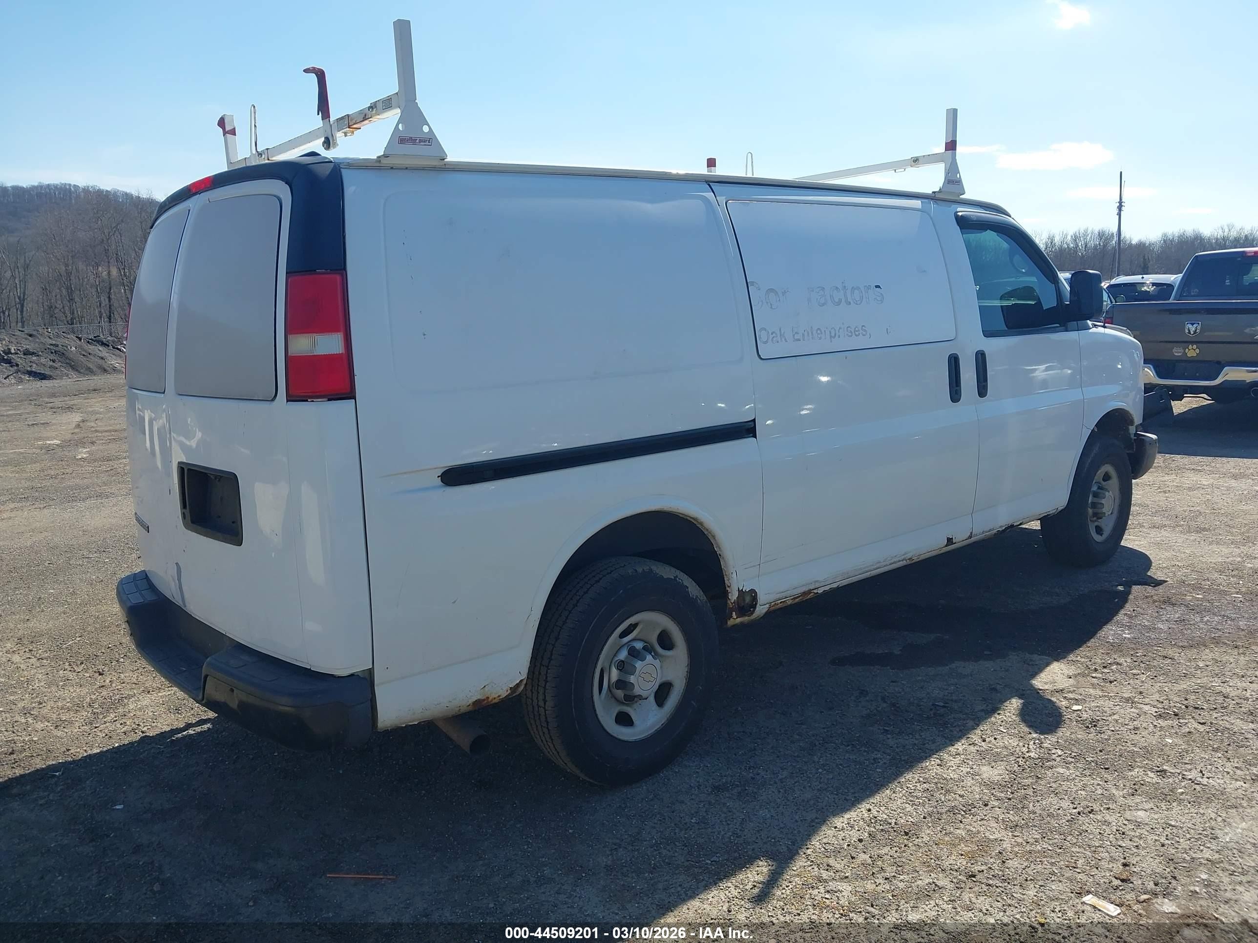 2007 Chevrolet Express Work Van White vin: 1GCGG25V071105586