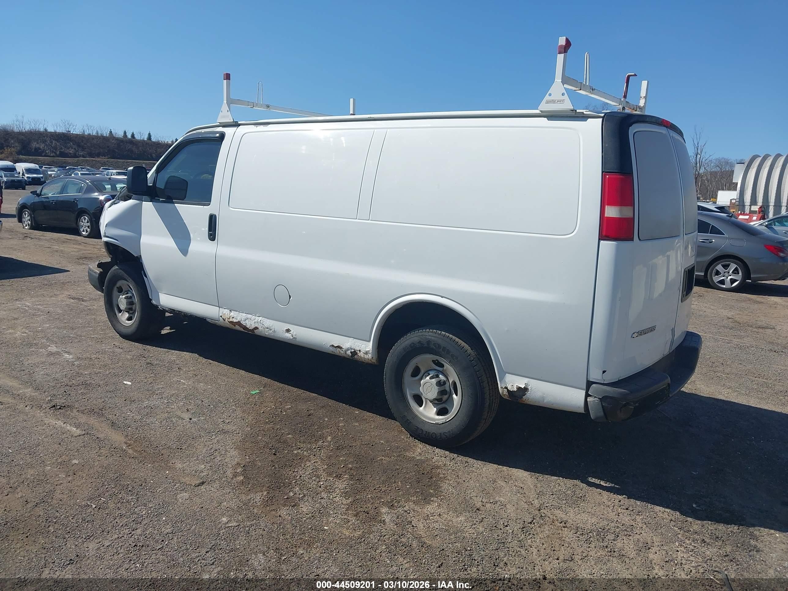 2007 Chevrolet Express Work Van White vin: 1GCGG25V071105586
