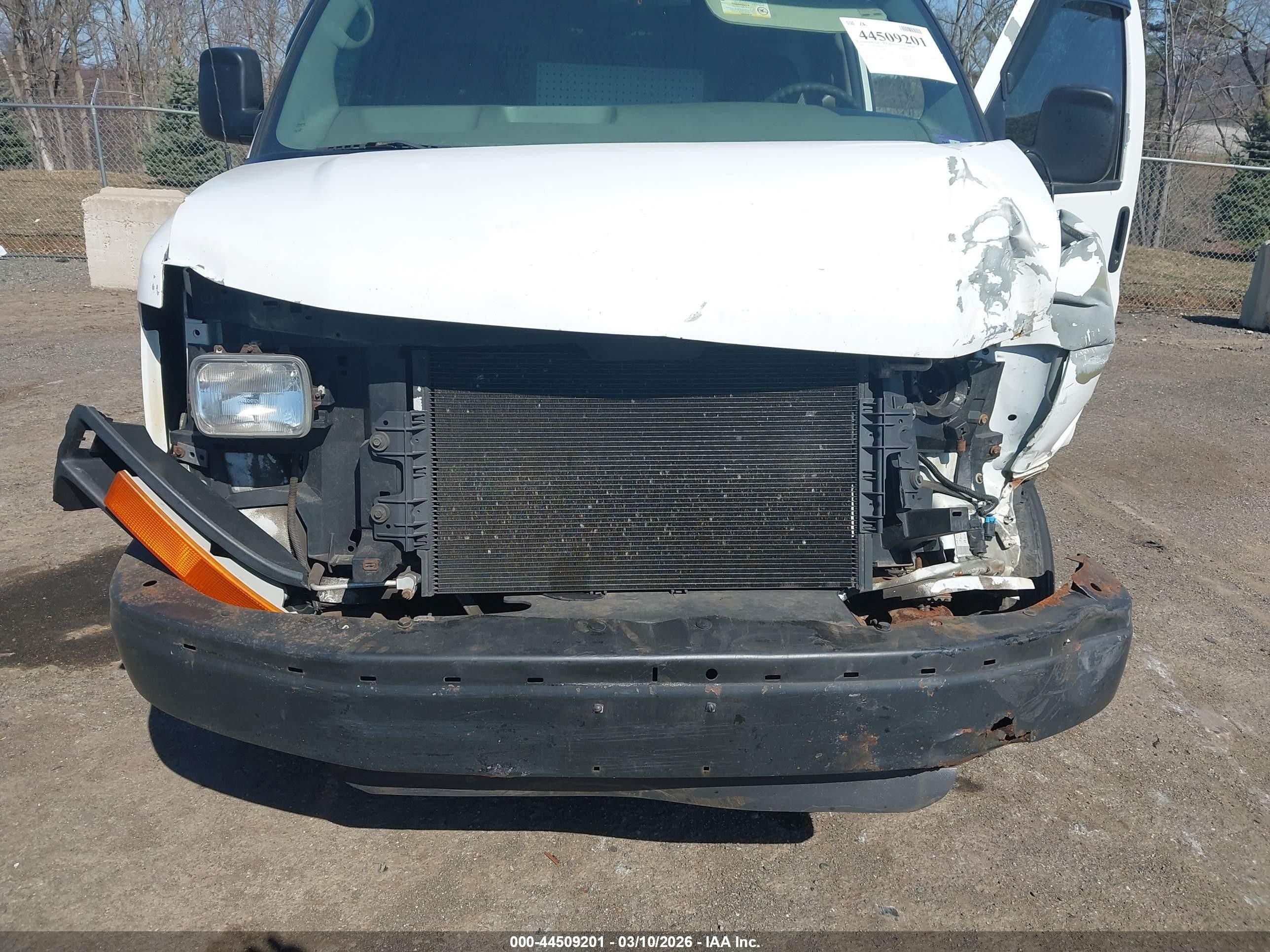 2007 Chevrolet Express Work Van White vin: 1GCGG25V071105586