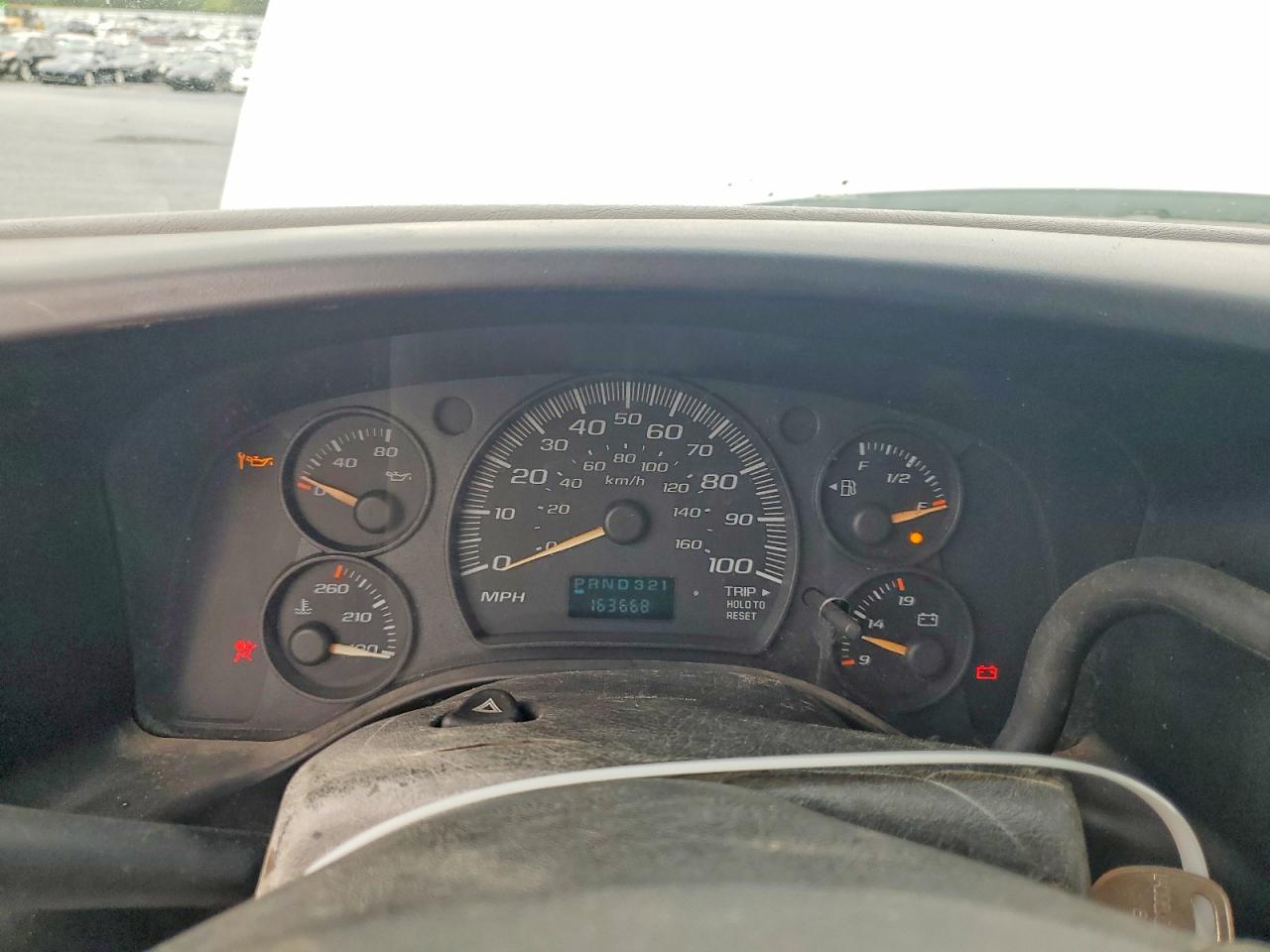 2006 Chevrolet Express G2500 White vin: 1GCGG25V361103619