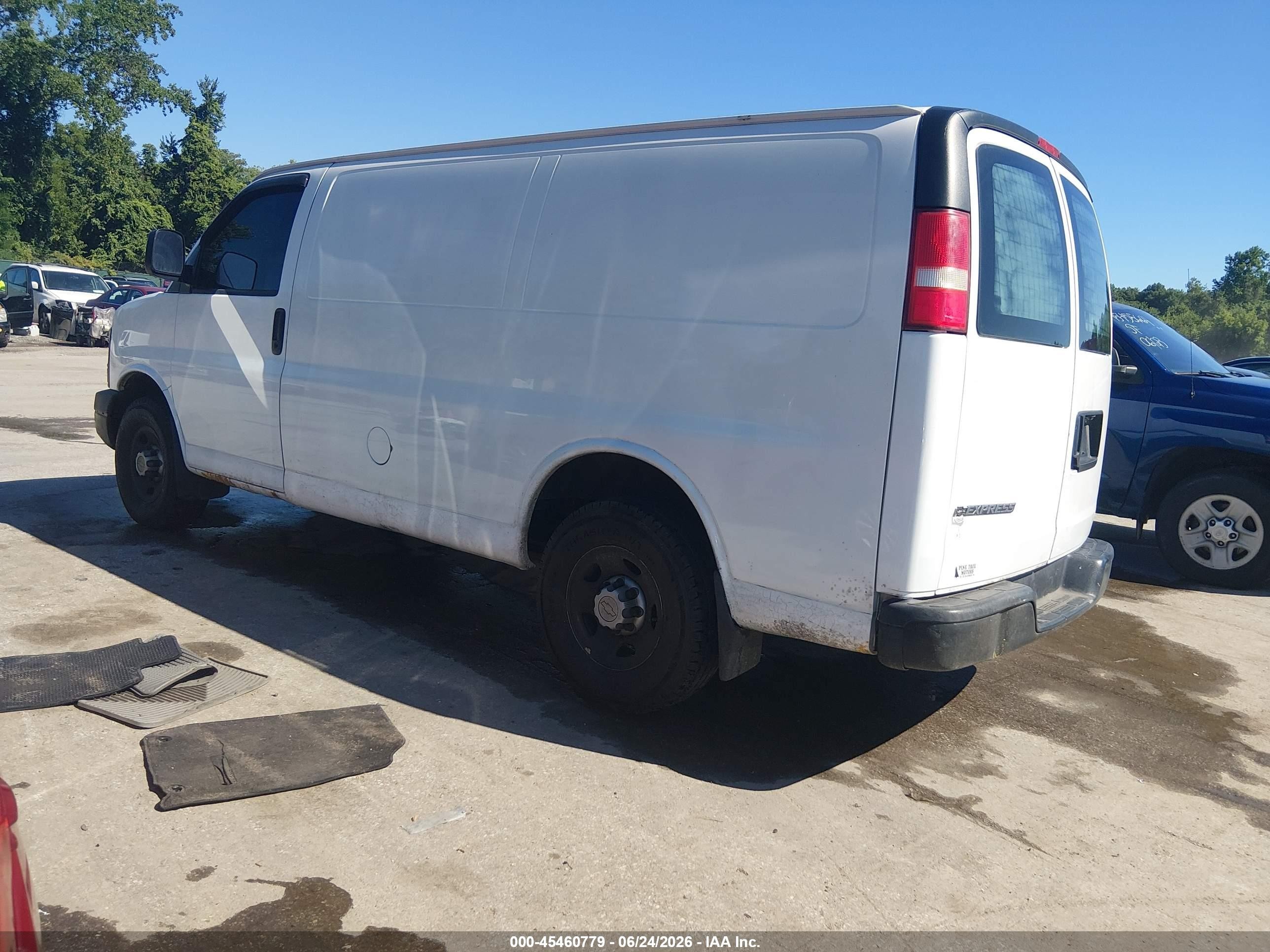 2007 Chevrolet Express Work Van White vin: 1GCGG25V371103511