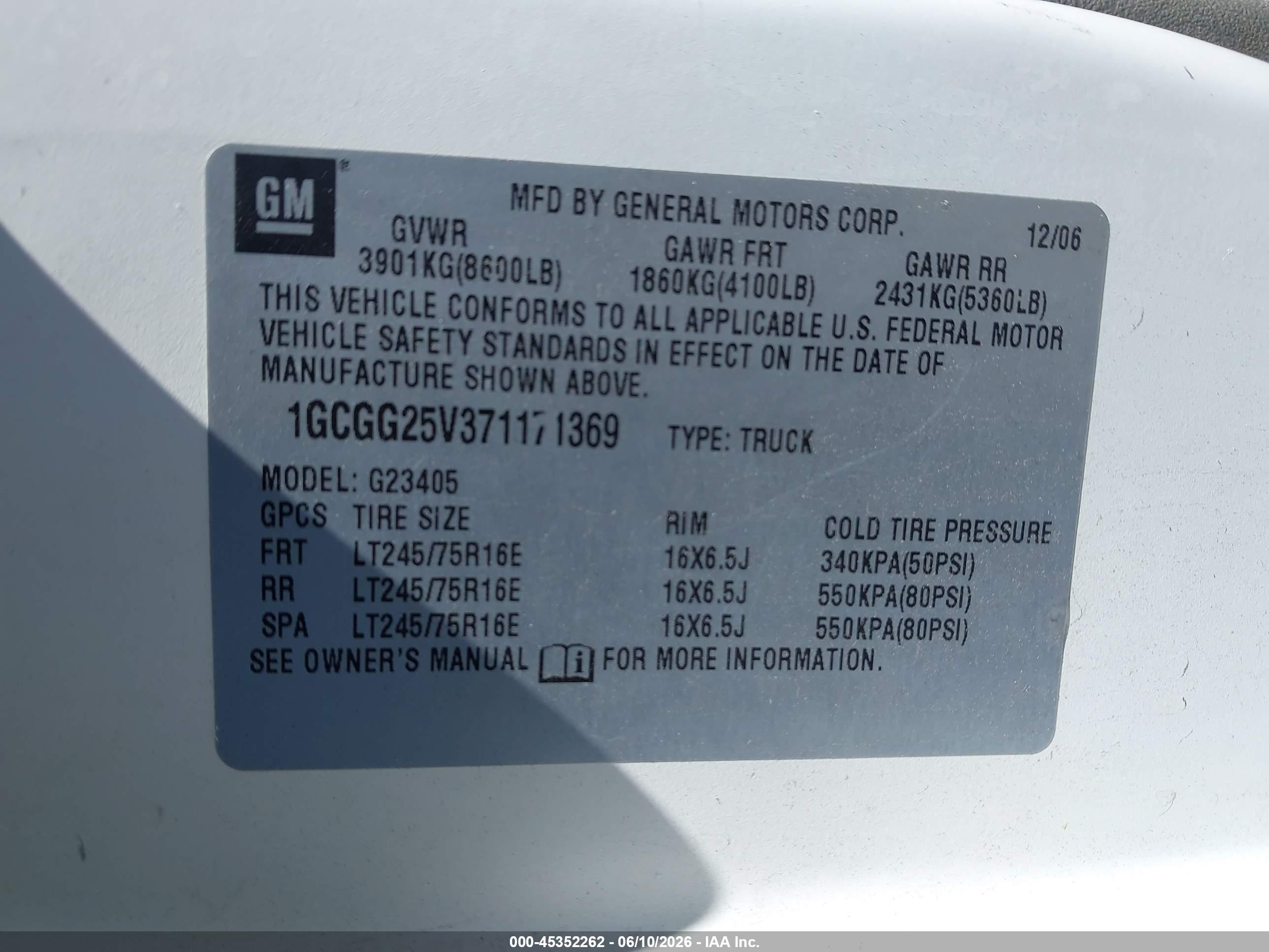 2007 Chevrolet Express Work Van Green vin: 1GCGG25V371171369