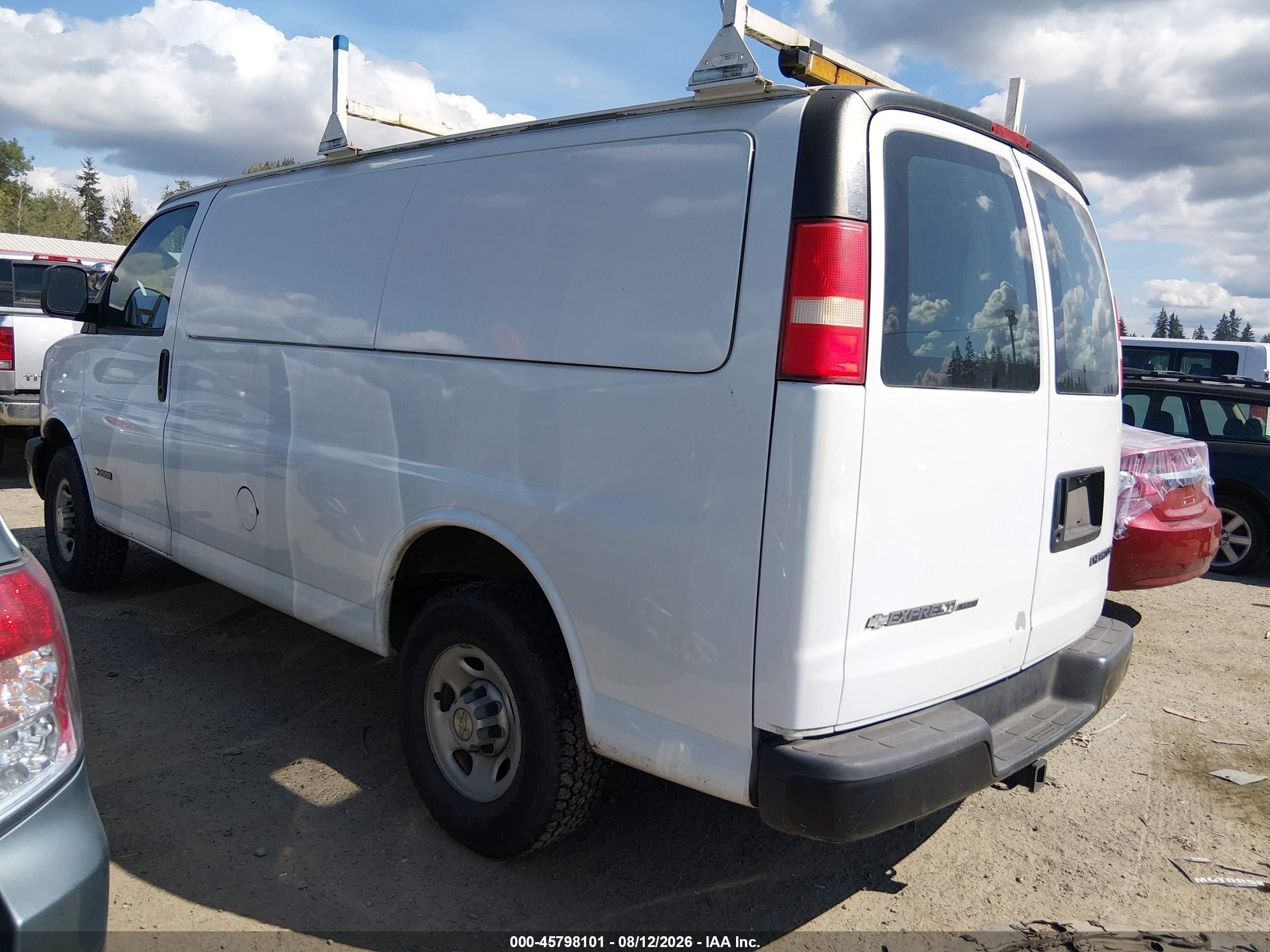 2006 Chevrolet Express Work Van White vin: 1GCGG25V661233653