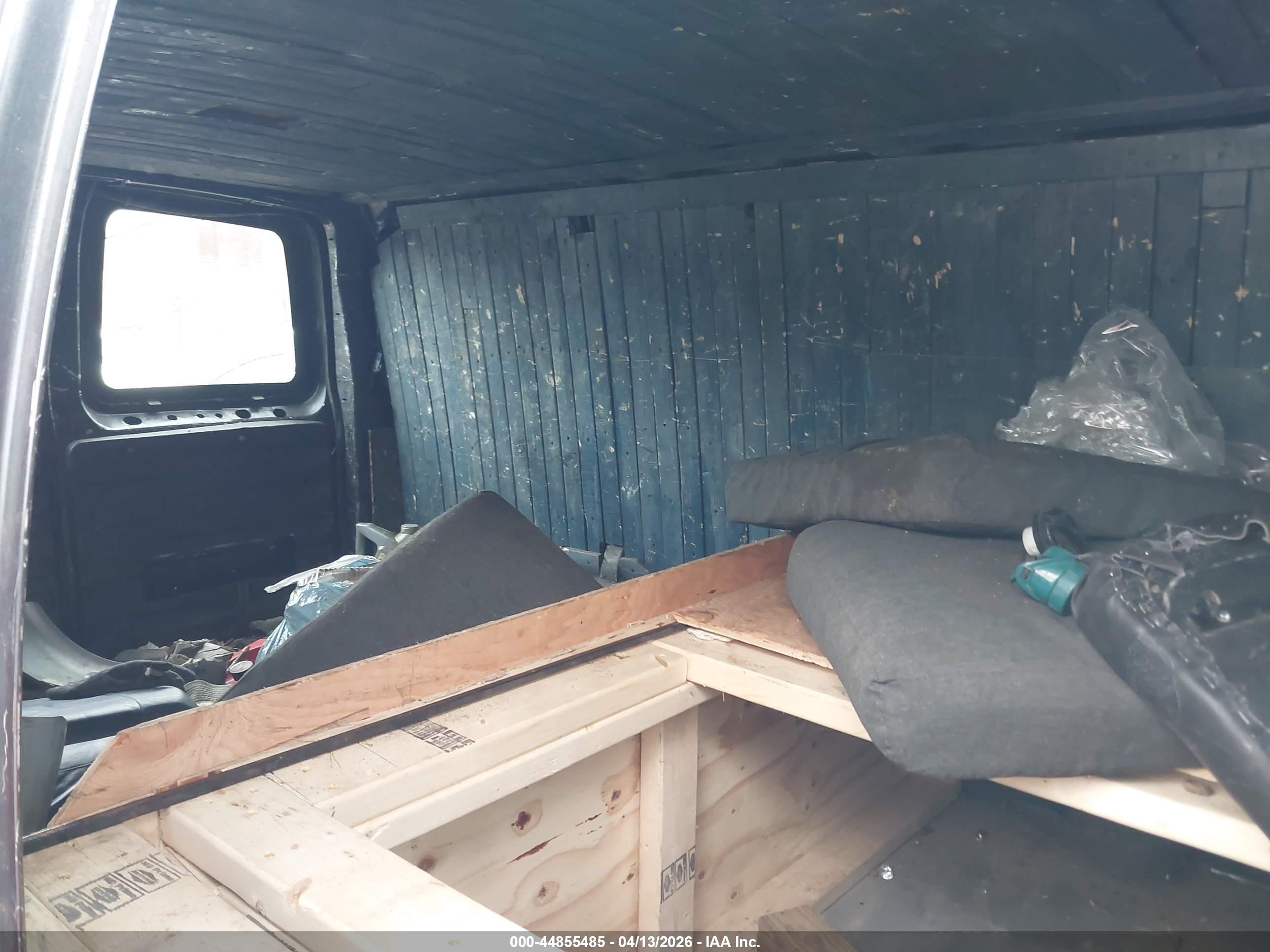 2004 Chevrolet Express   Blue vin: 1GCGG25V741215725