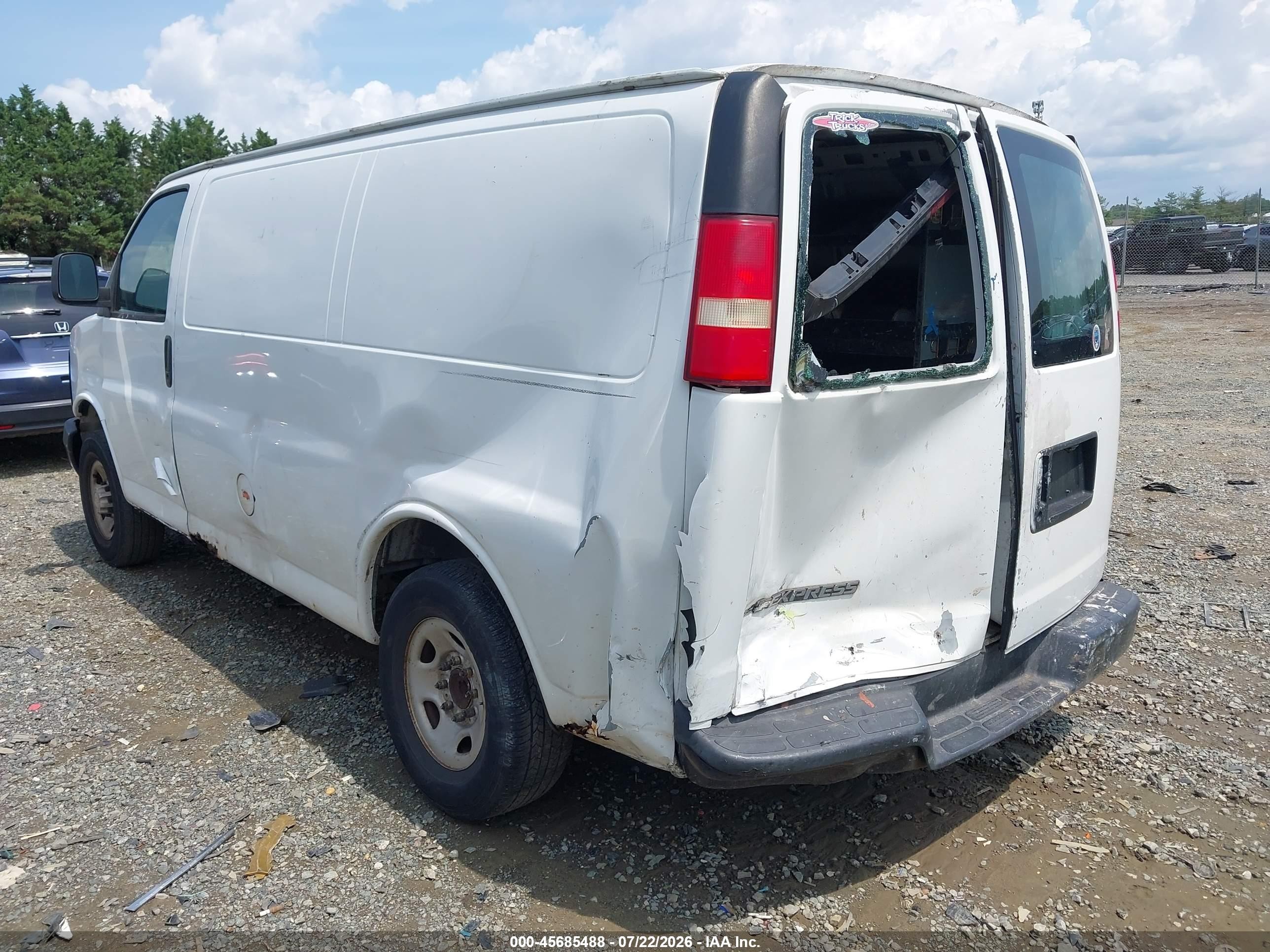 2007 Chevrolet Express Work Van White vin: 1GCGG25V771108419