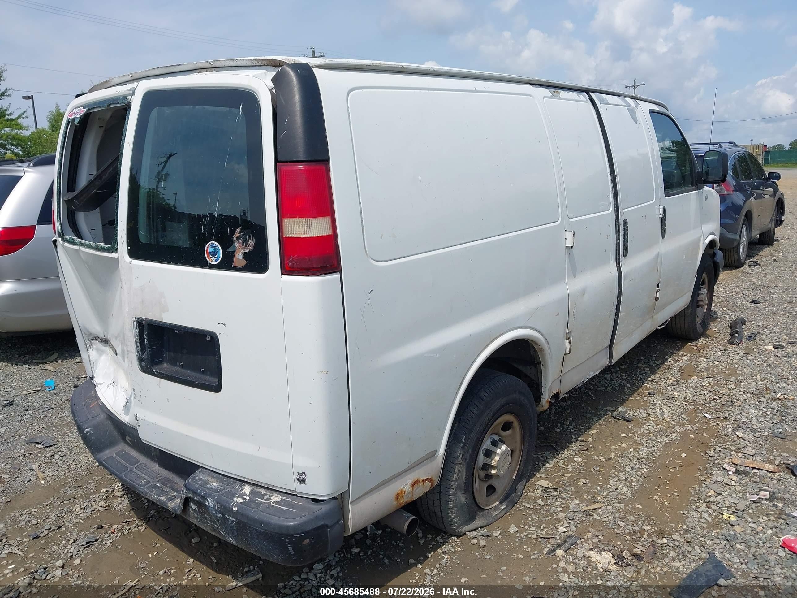 2007 Chevrolet Express Work Van White vin: 1GCGG25V771108419