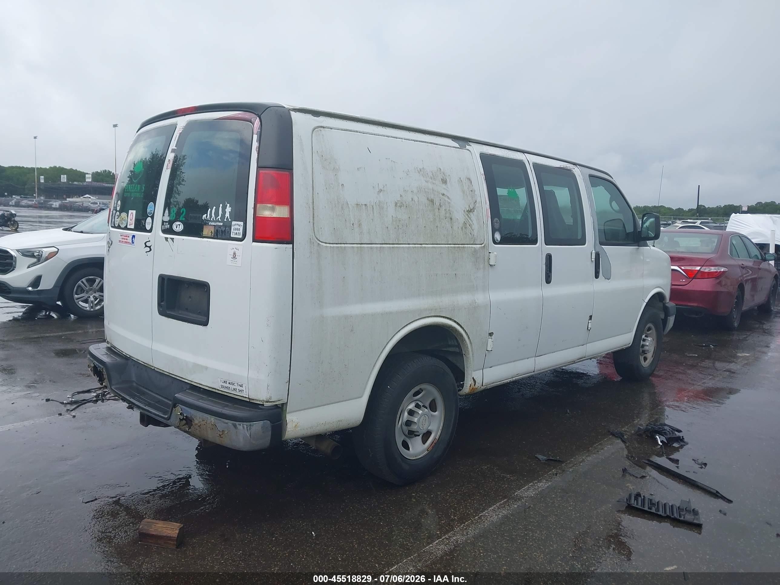 2007 Chevrolet Express Work Van White vin: 1GCGG25V771111353