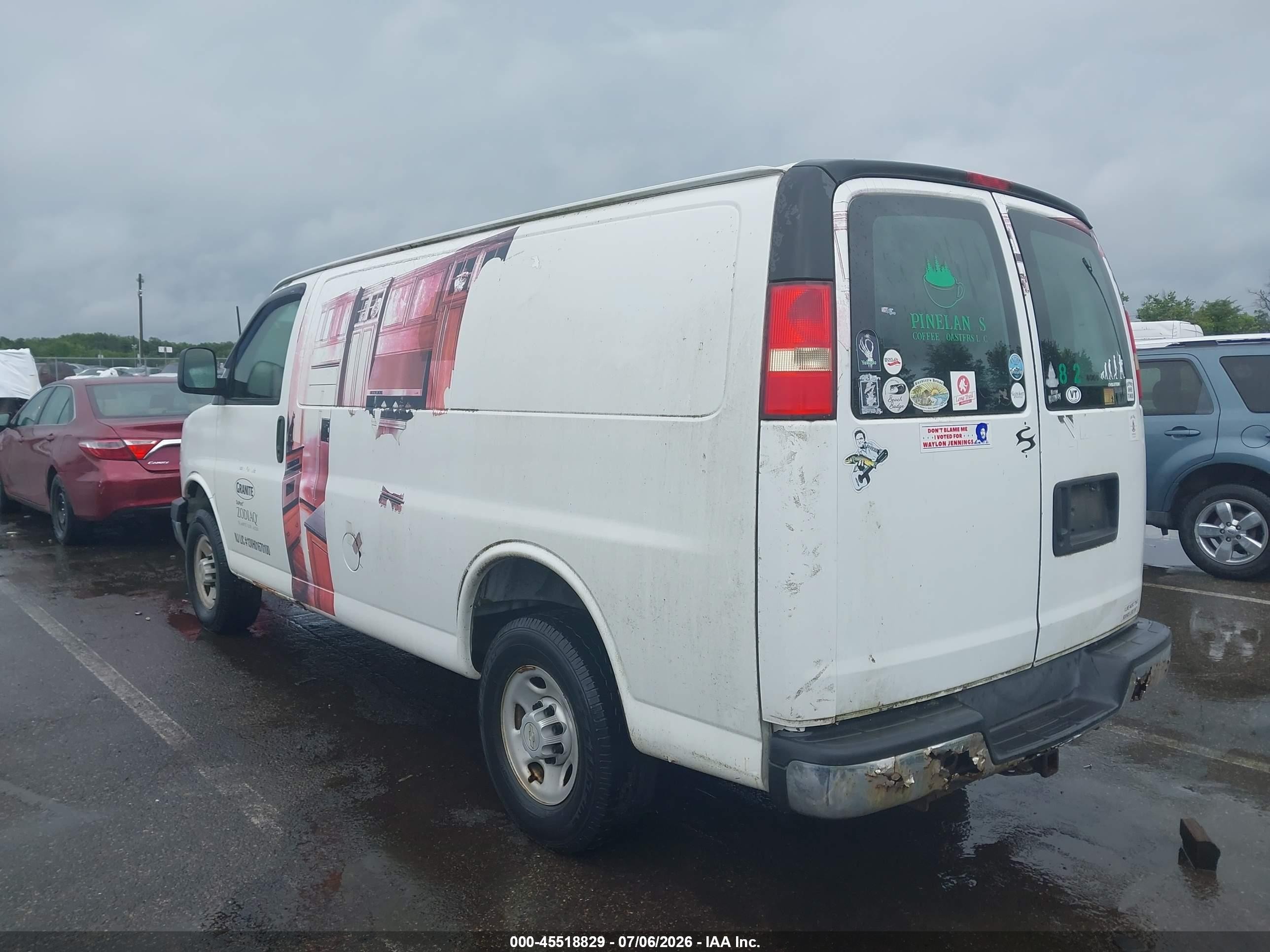 2007 Chevrolet Express Work Van White vin: 1GCGG25V771111353