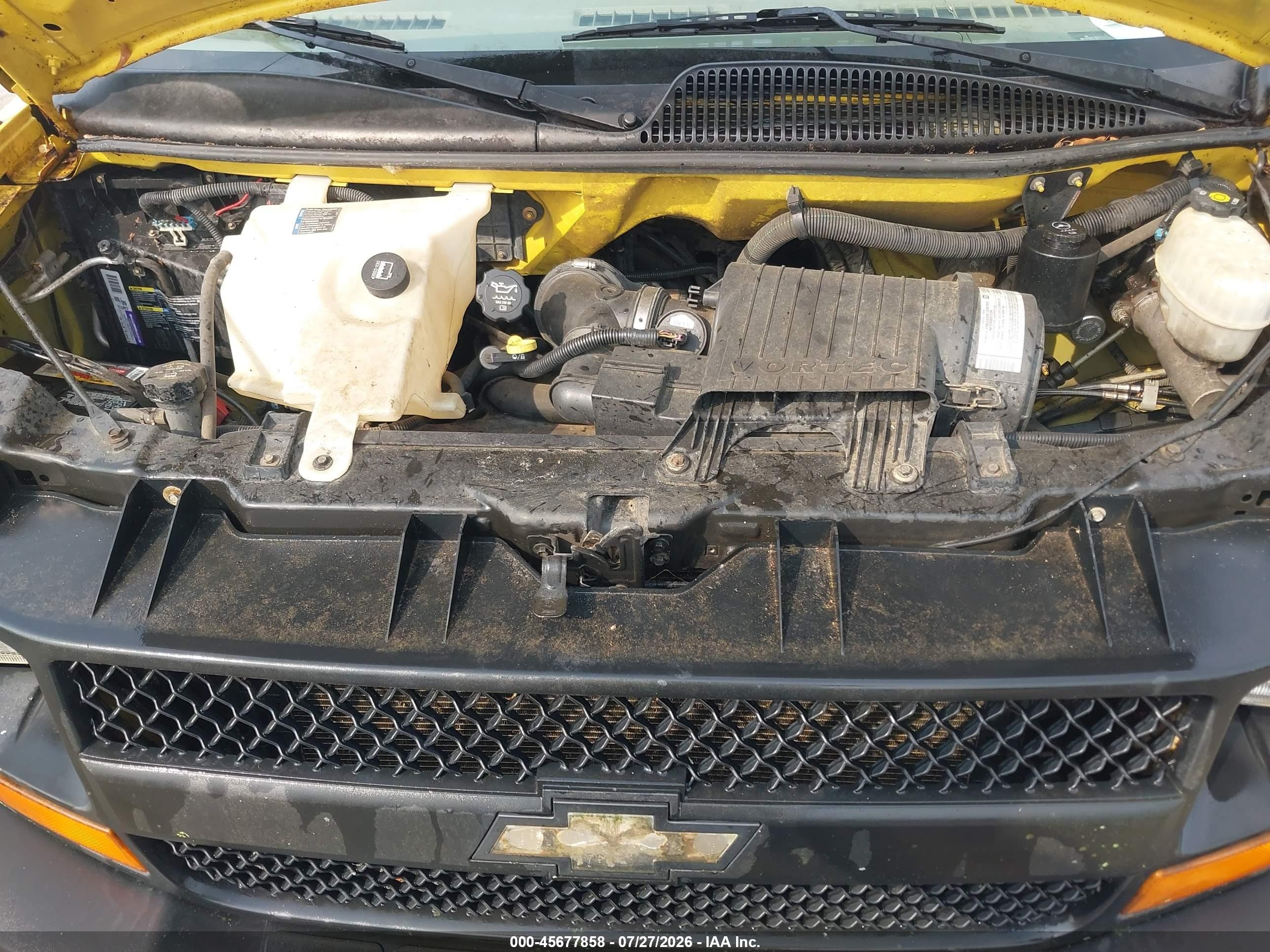 2005 Chevrolet Express   Yellow vin: 1GCGG25V851222913