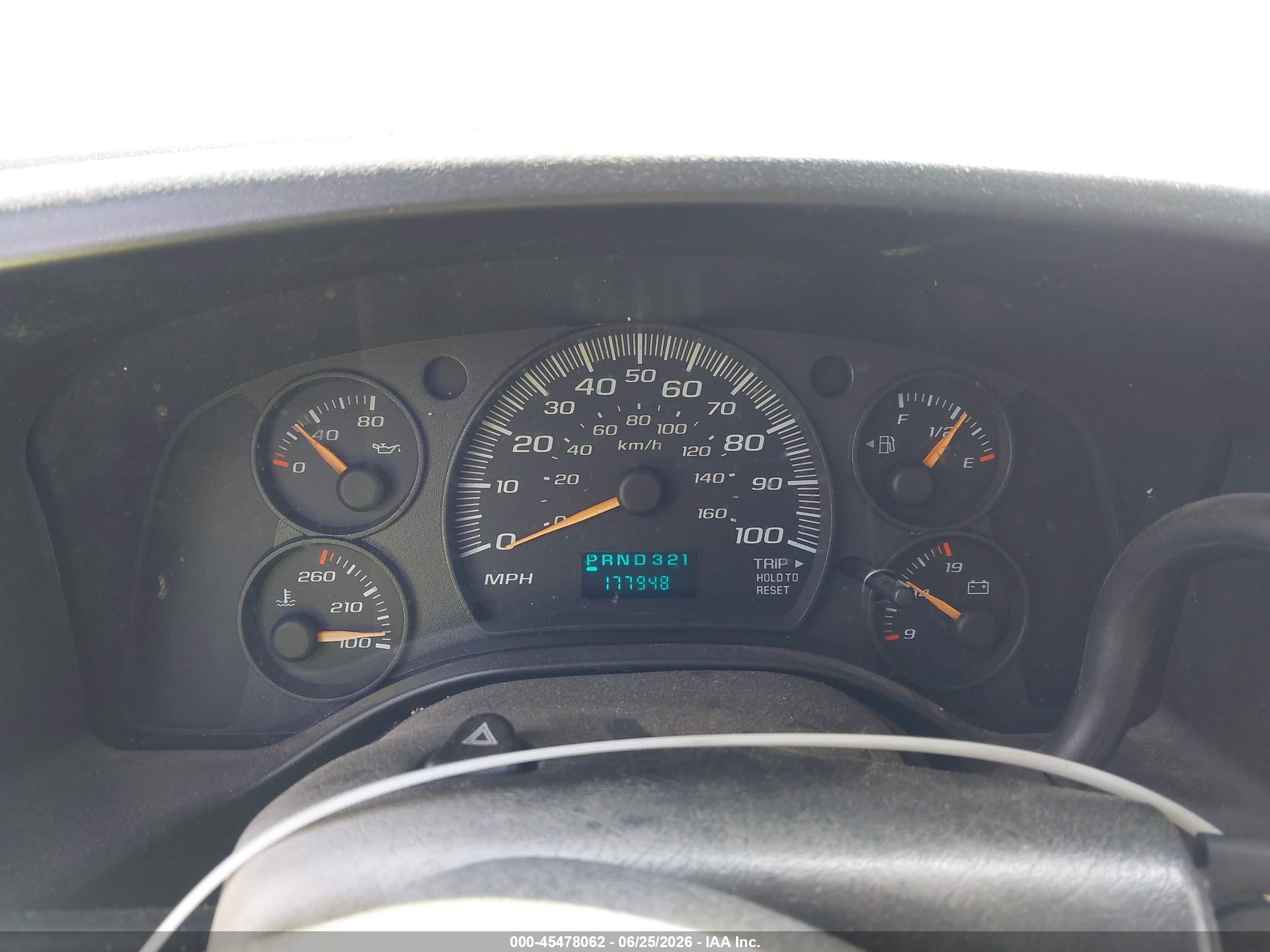 2006 Chevrolet Express Work Van Silver vin: 1GCGG25V861255749